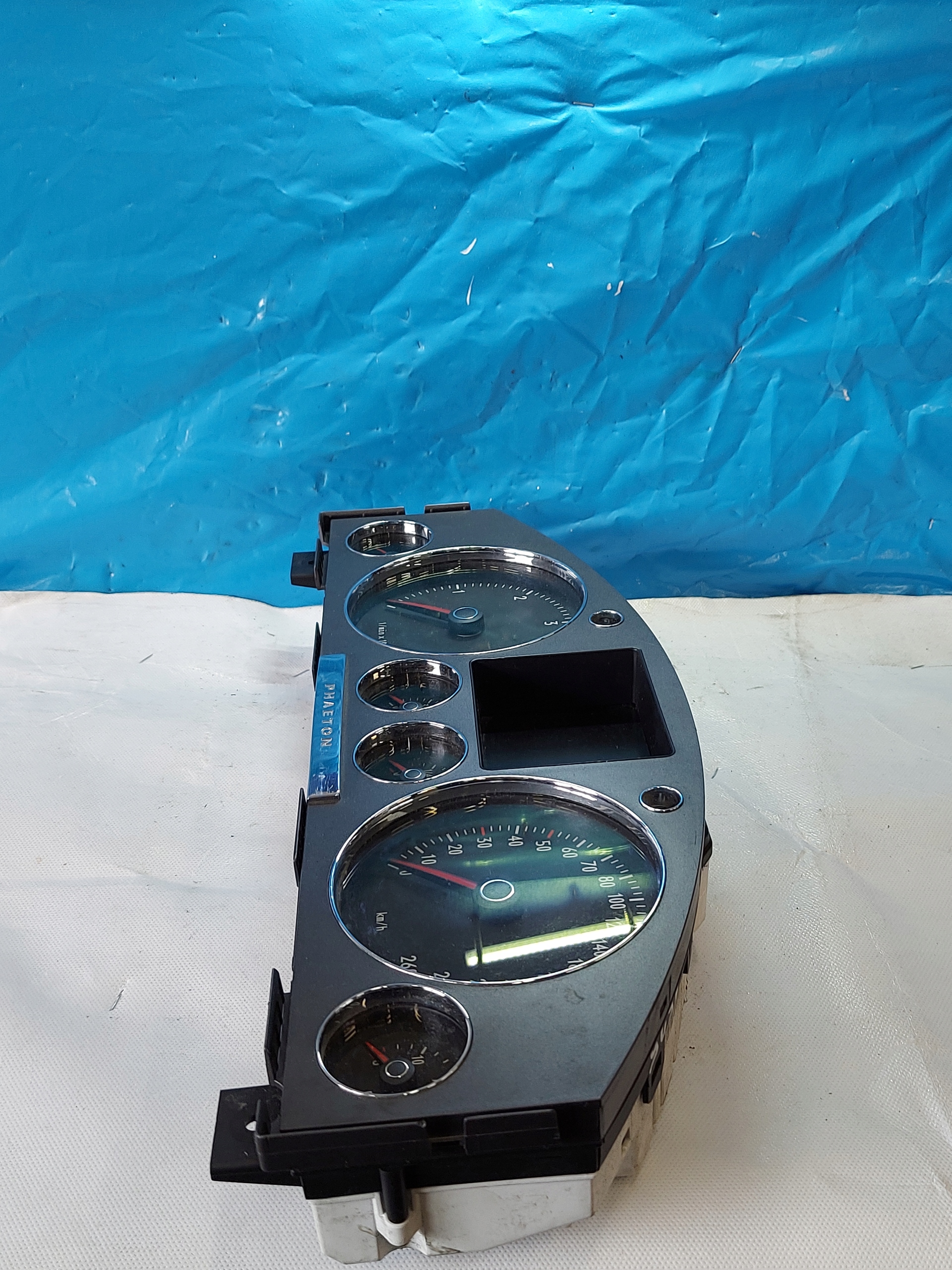 dials clock VW PHEATON 3.0 TDI 3D0920885K