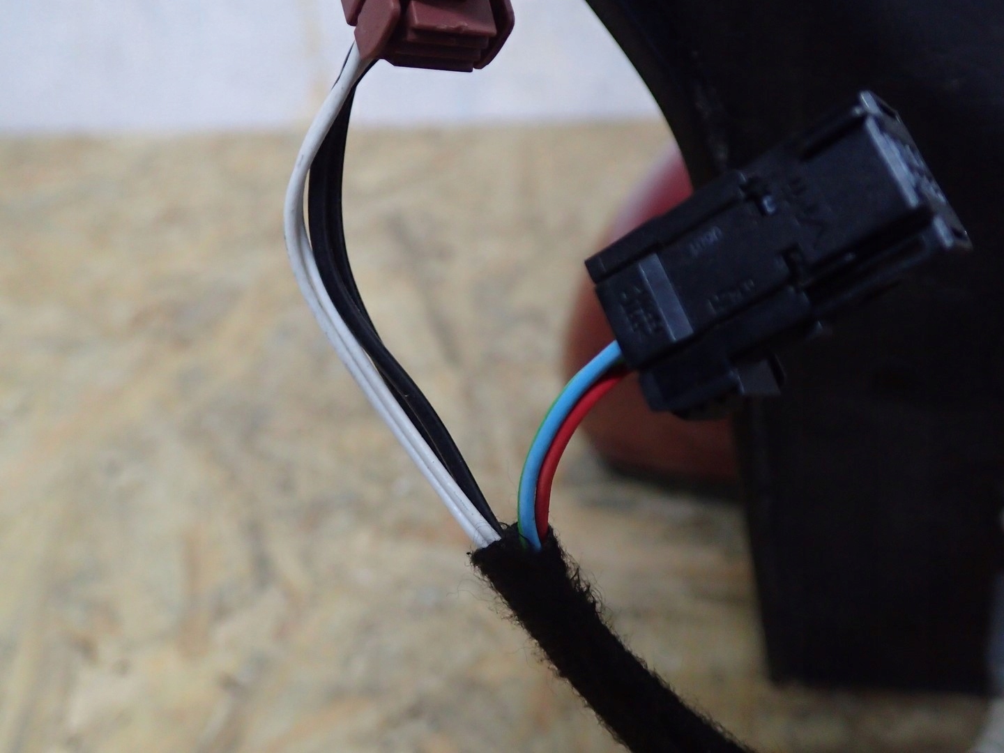 mirror left electrics PEUGEOT 208 1 and CA 7 PIN