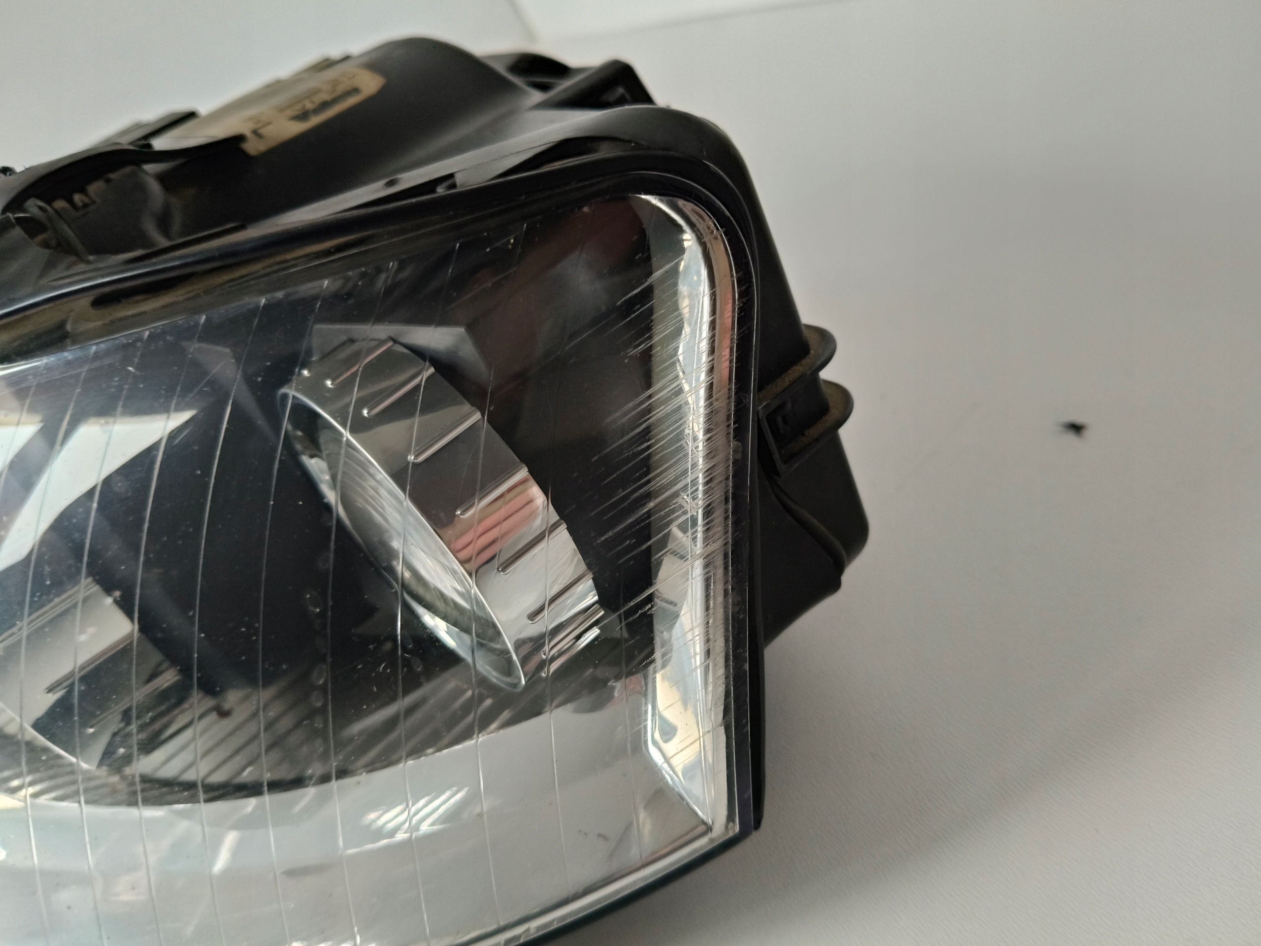 light left REFLEKTOR AUDI A4 B6 8E 8E0 01-04 XENON