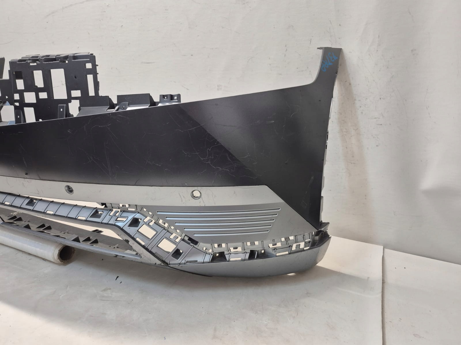 HYUNDAI IONIQ 5 21-24 bumper front front PDC