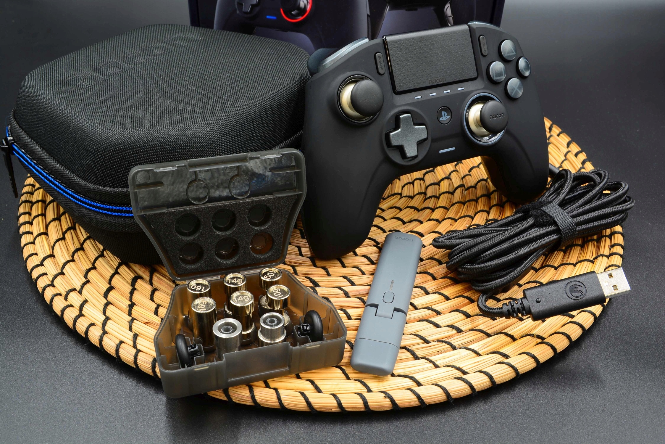ゲーム PlayStation4 - nacon REVOLUTION UNLIMITED Amazon.co.jp: NACON PS4 Revolution Unlimited Pro Controller