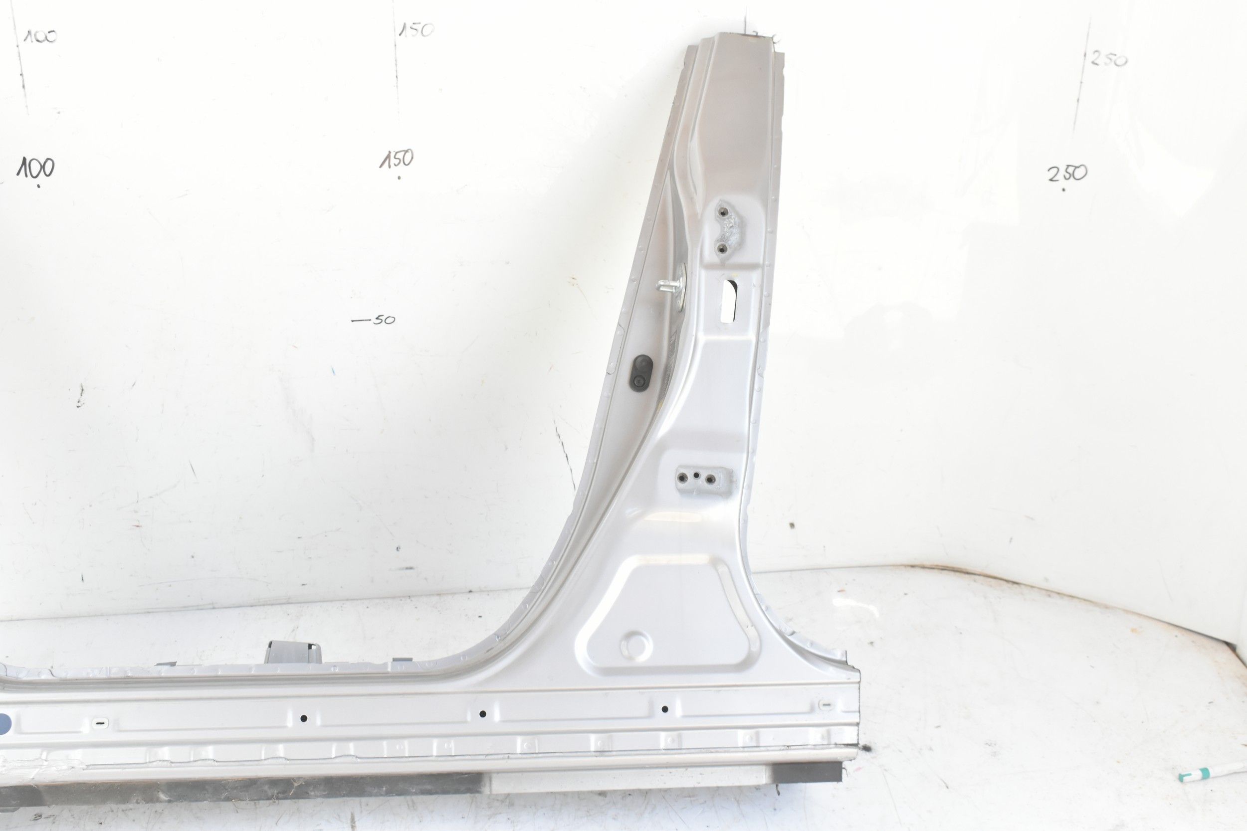 PRÓG LEWY PRZÓD SŁUPEK TOYOTA C-HR CHR I 16- Numer katalogowy części 61404F4900