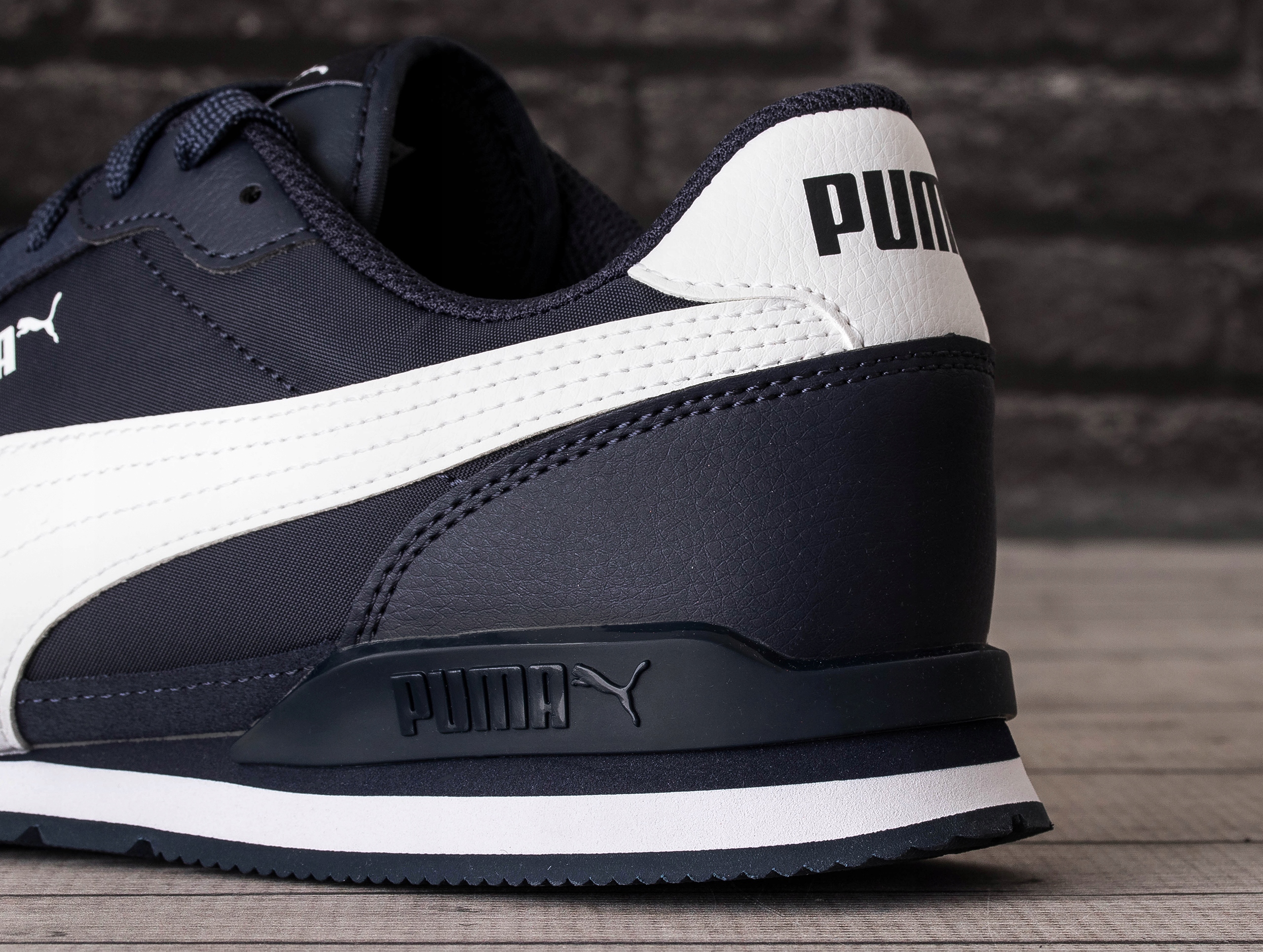 Buty męskie Puma ST RUNNER V3 NL 384857 02 Model ST RUNNER V3 NL