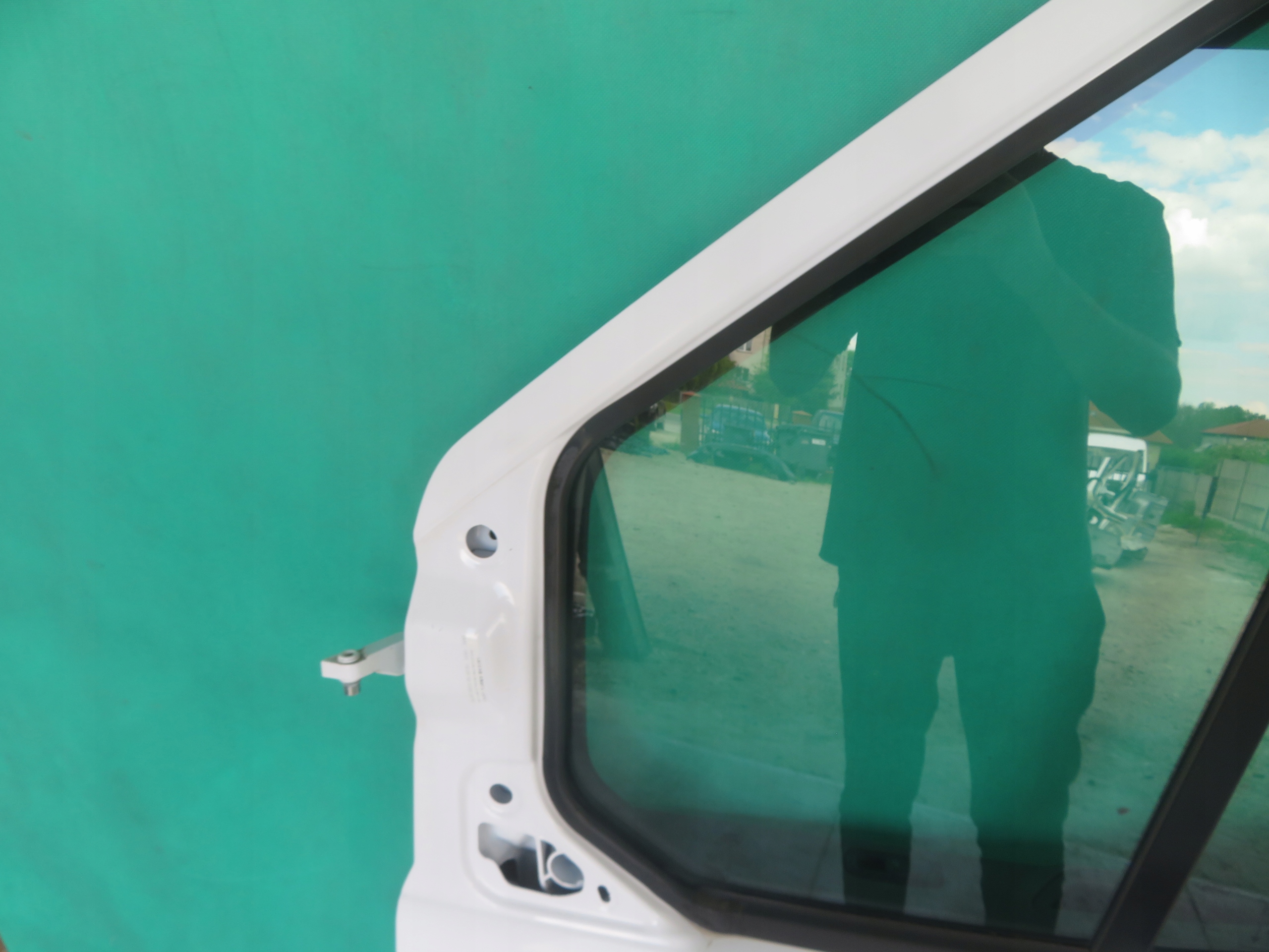 door left front FORD TRANSIT MK8 21R