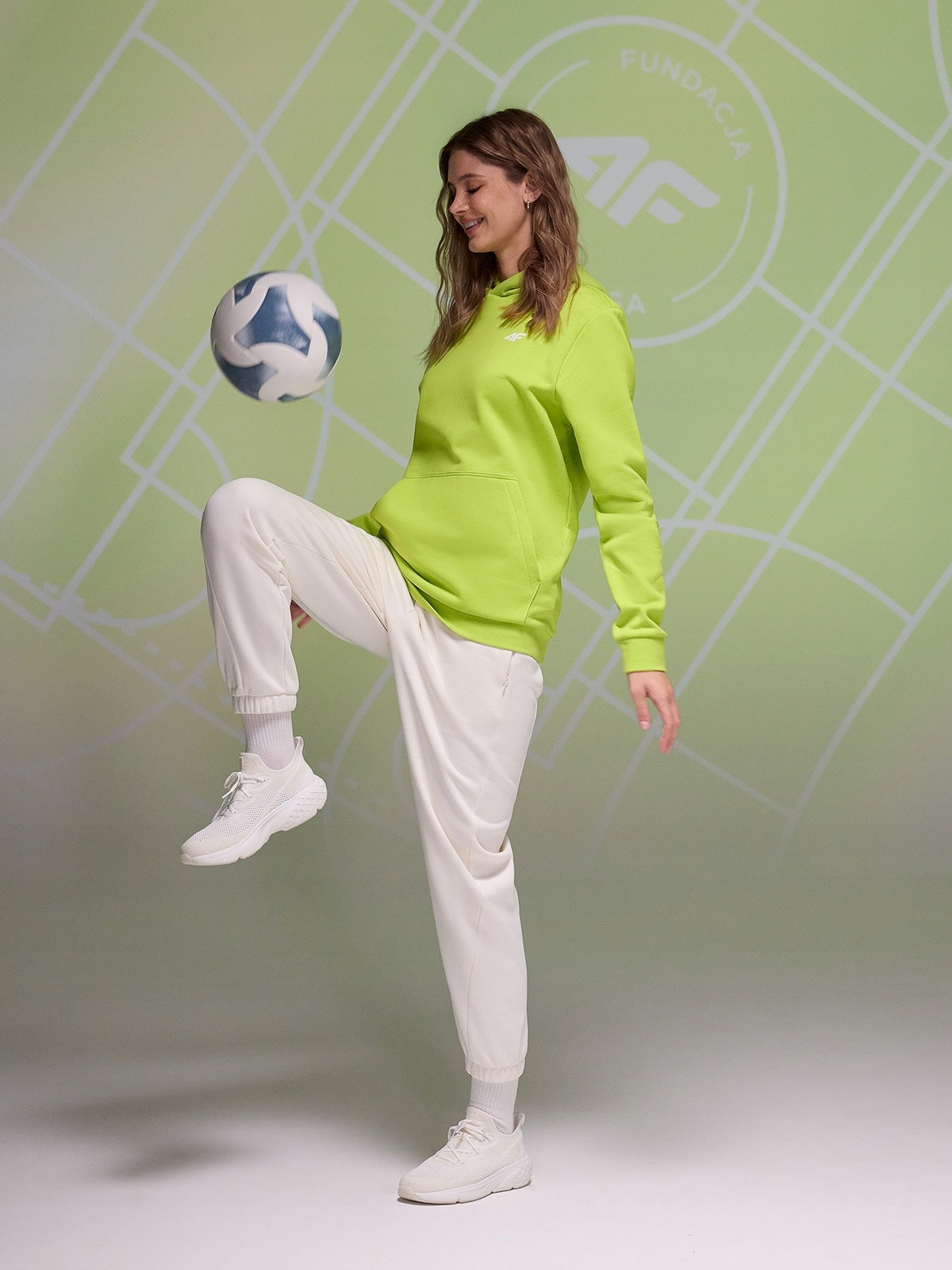 4F Tepláková mikina Zelená L