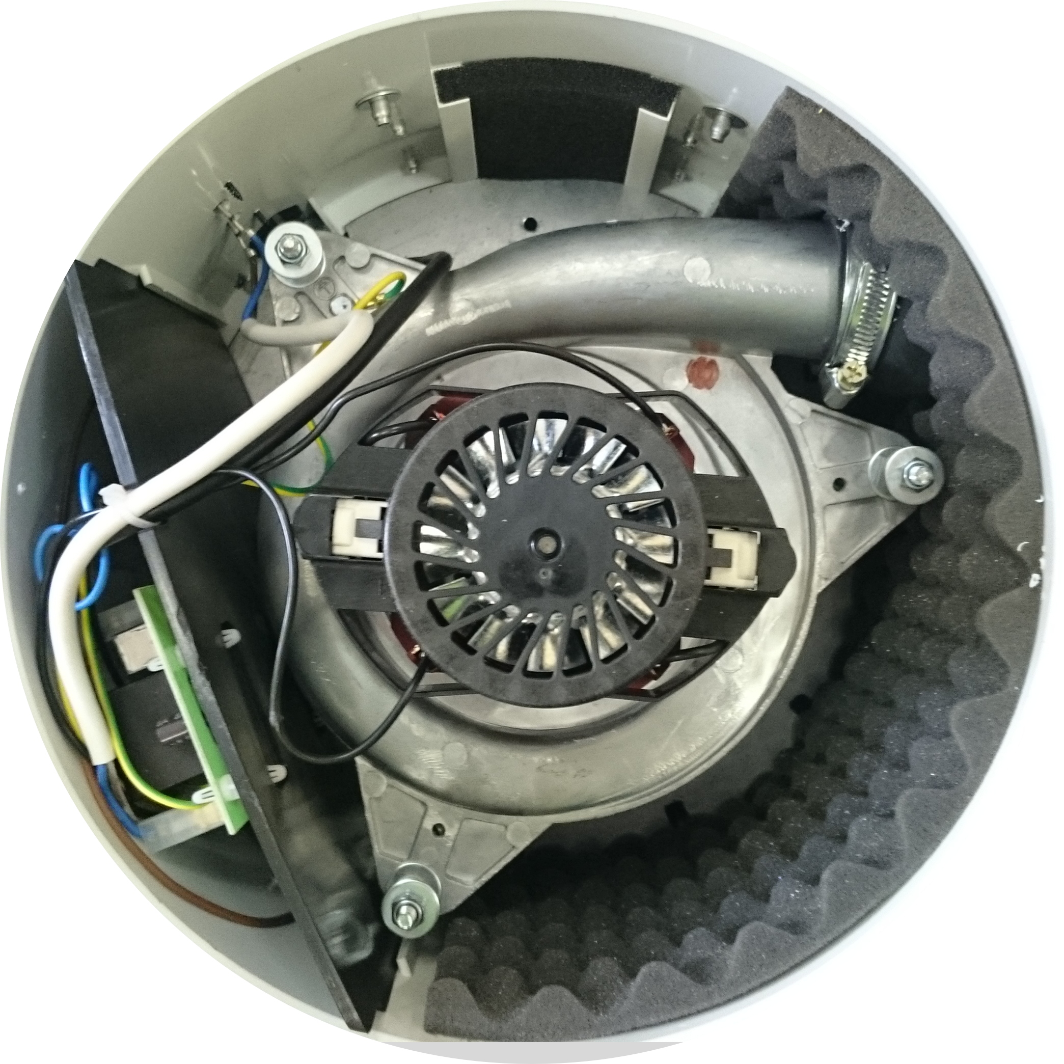 ODKURZACZ CENTRALNY IZZY550 + zestaw GRAND 15mb Długość węża 15 m