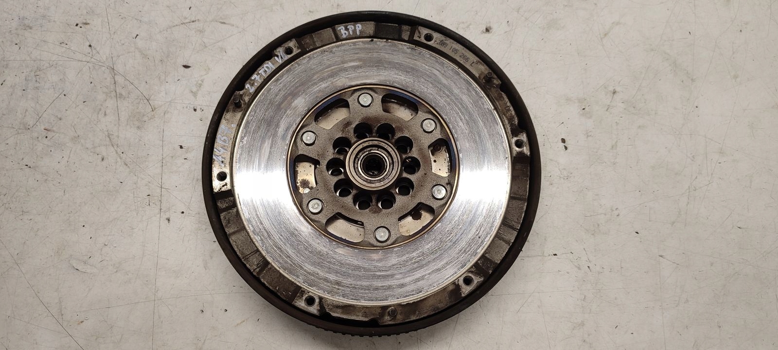 wheel flywheel Audi A4 B7 2,7 TDI