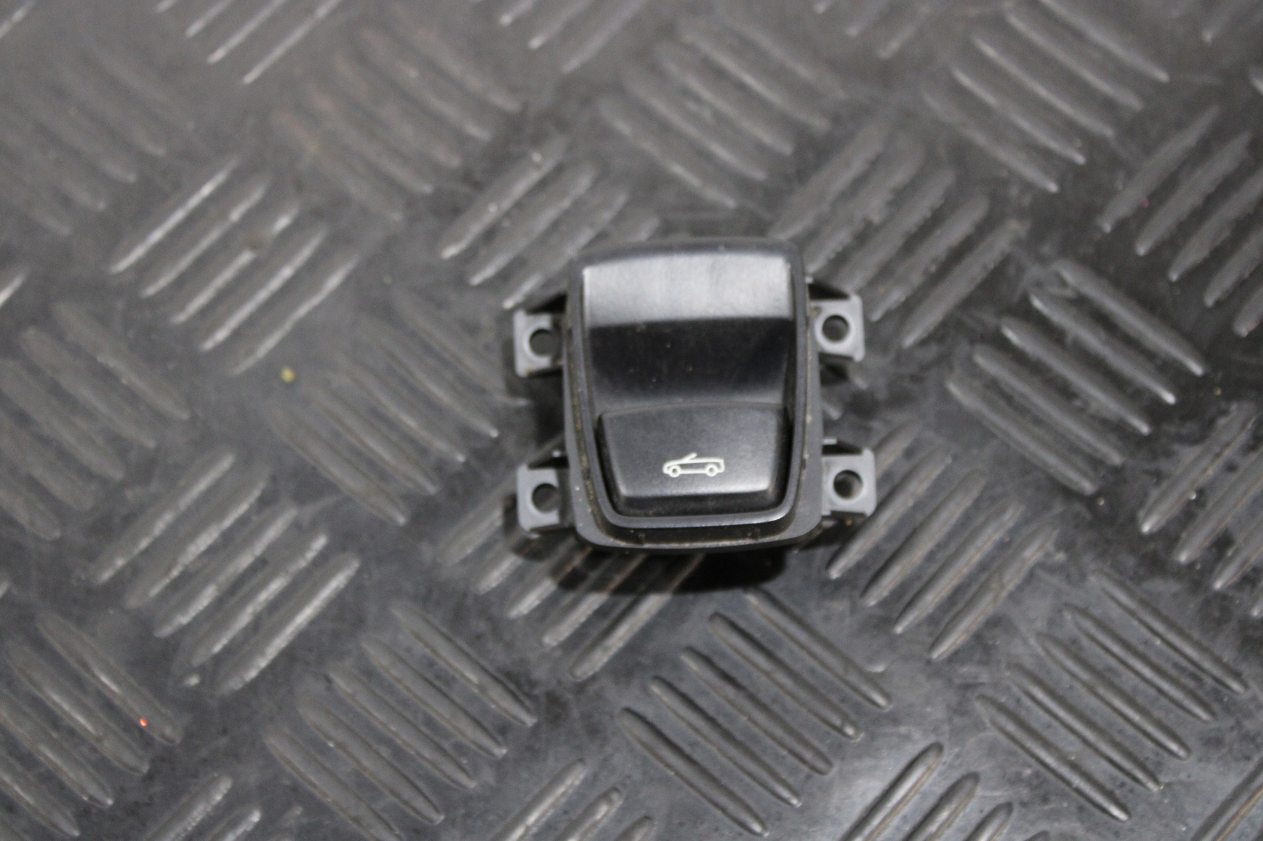 Commandes pour l’ouverture Toit 9388803 BMW 4 F33 CABRIO