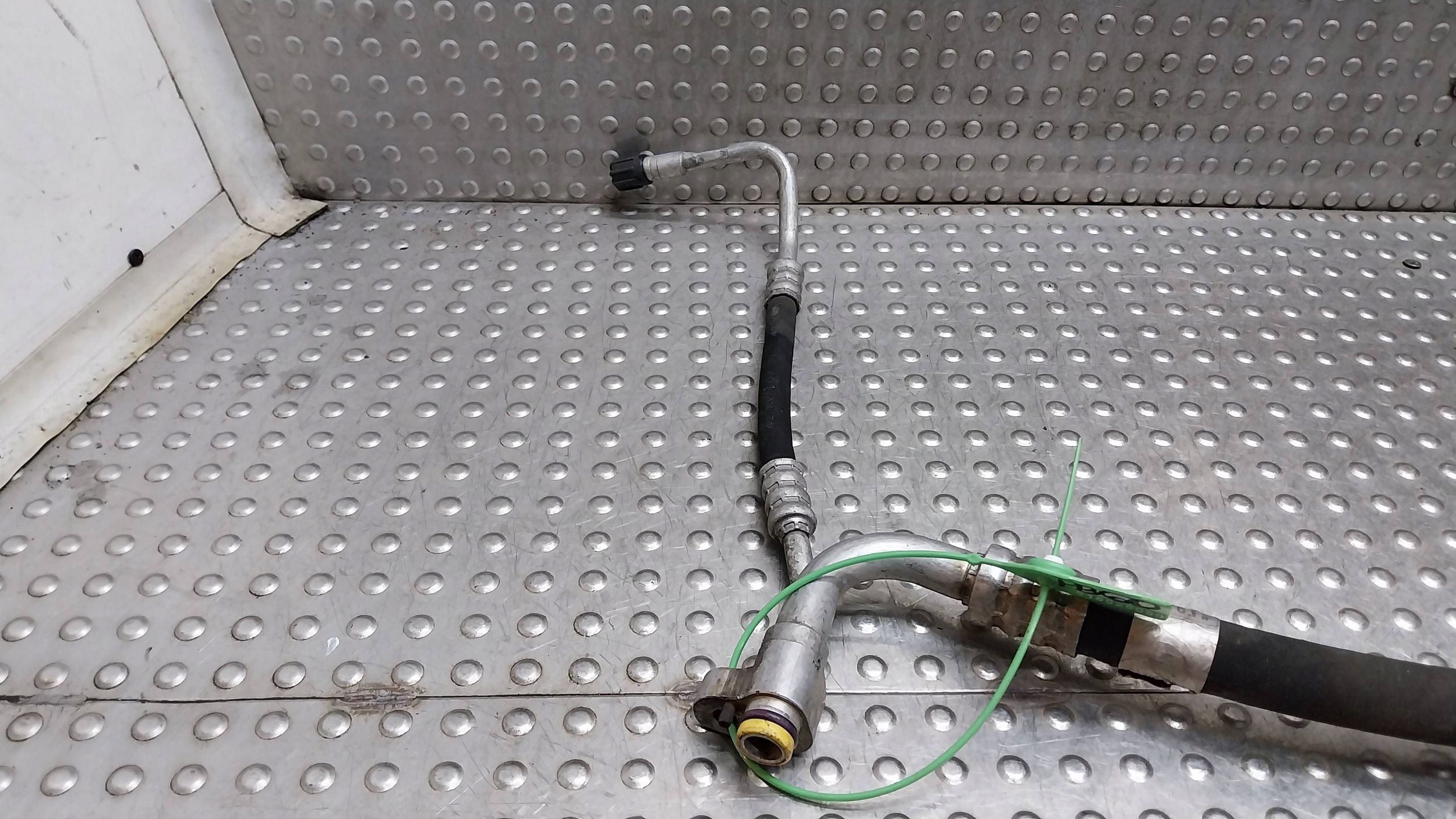 Schlauch klimaanlage 6929811 BMW E90 E91 E92 E93 N54