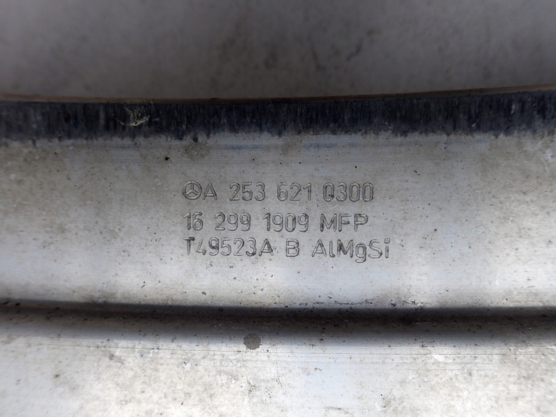 support panel for radiators pillar upper MERCEDES E KLASA 213 2016- A2136206300