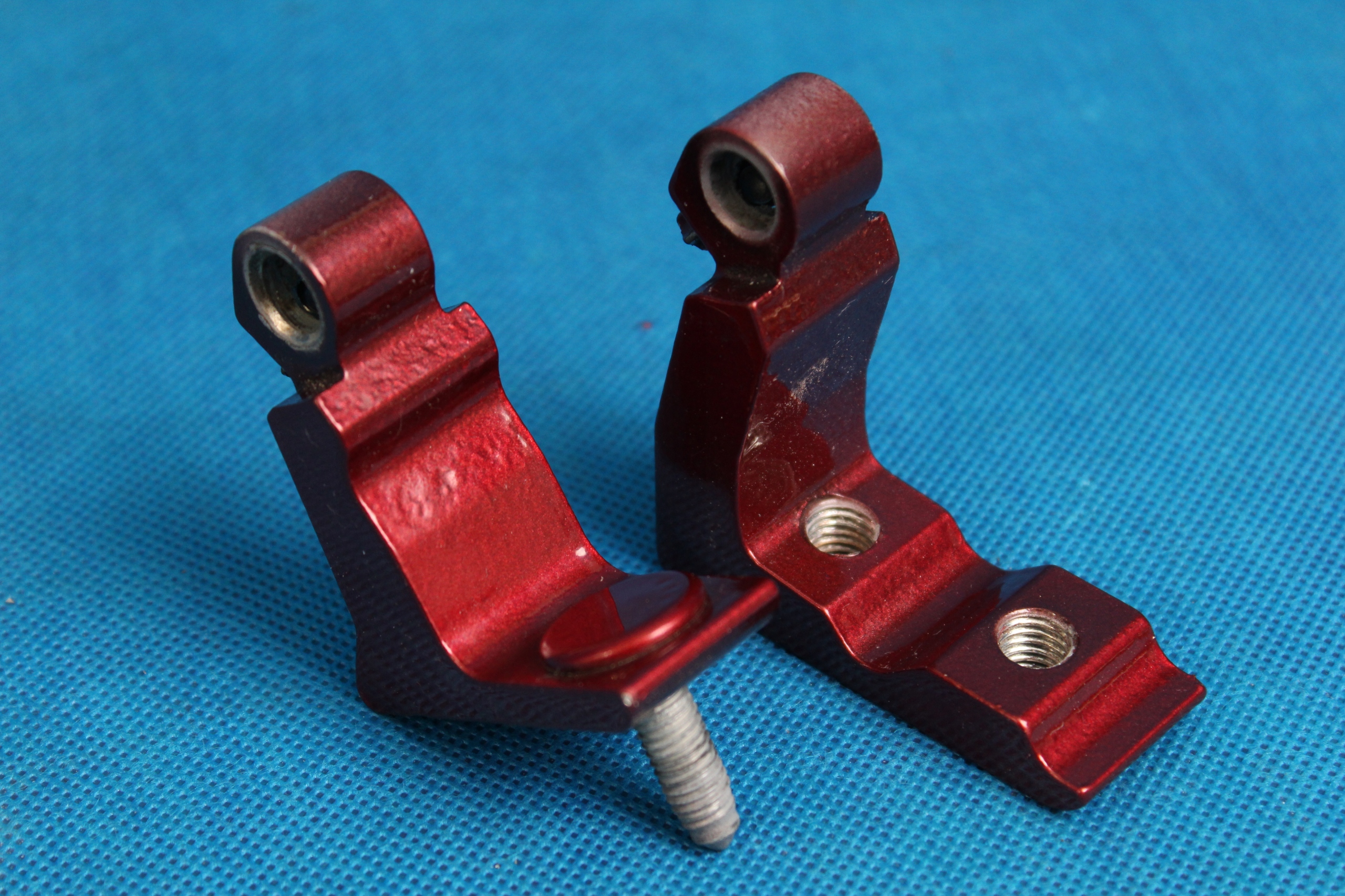 8W8833403A - AUDI A5 F5 8W SPB петли задней левой двери 18R