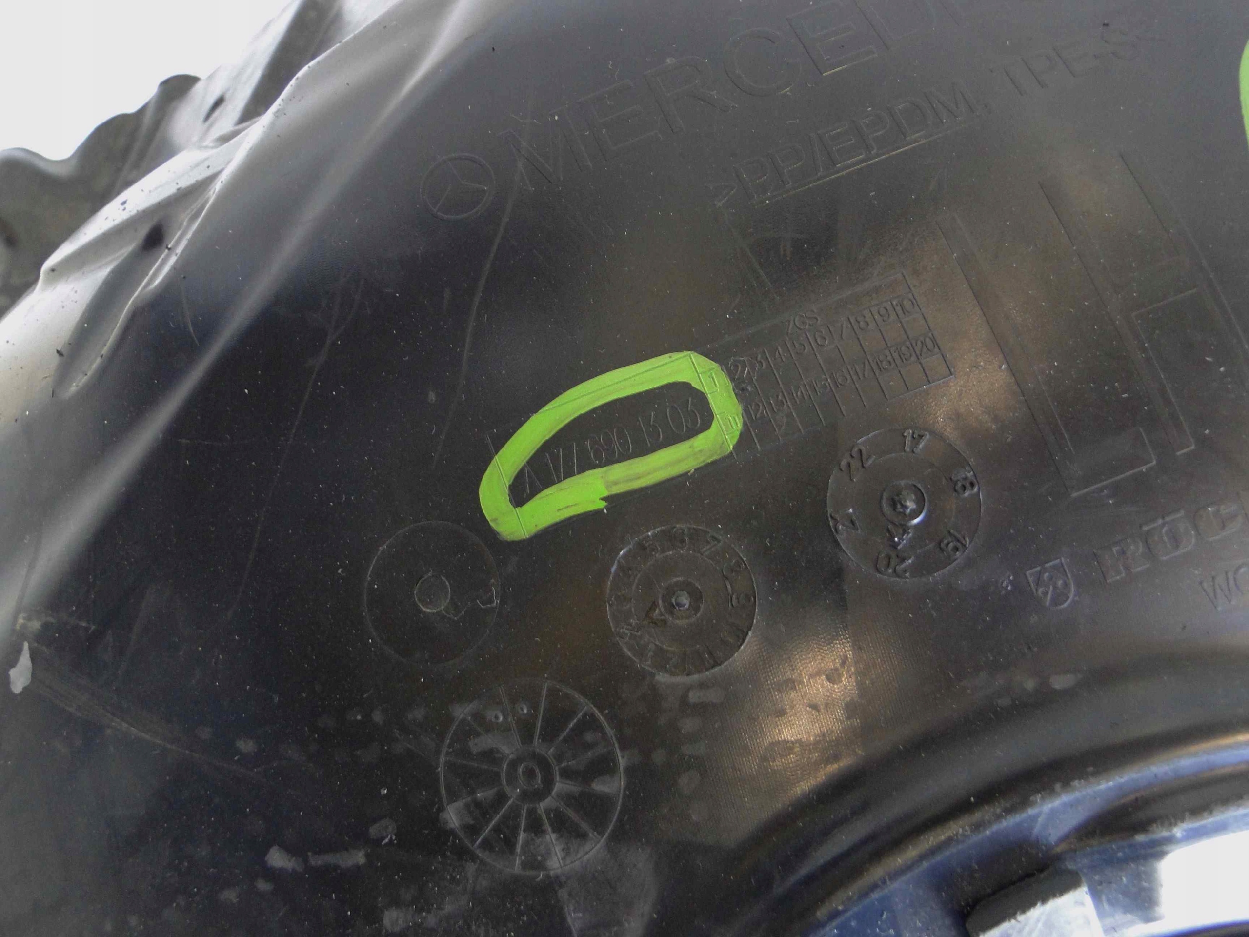 MERCEDES B W247 247 NADKOLE PRZEDNIE LEWE CZ 1 Typ samochodu Samochody osobowe