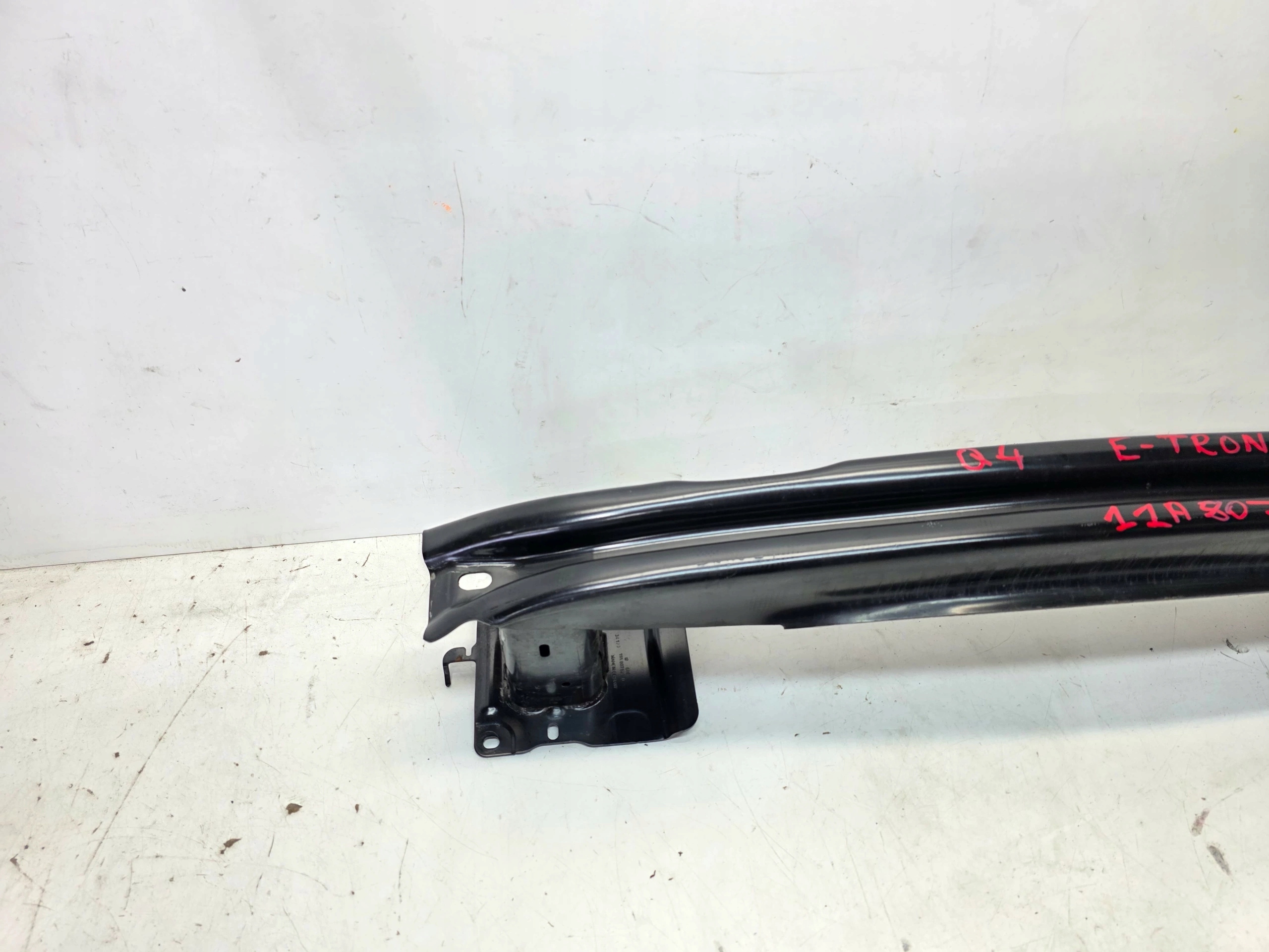sider below bumper rear part AUDI Q4 E-TRON 11A807311