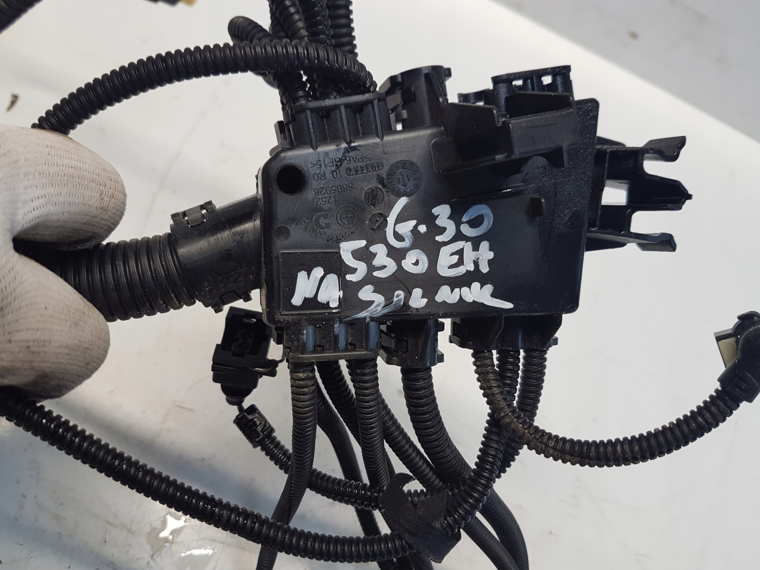 BMW G30 530E bundle of the engine 8642918