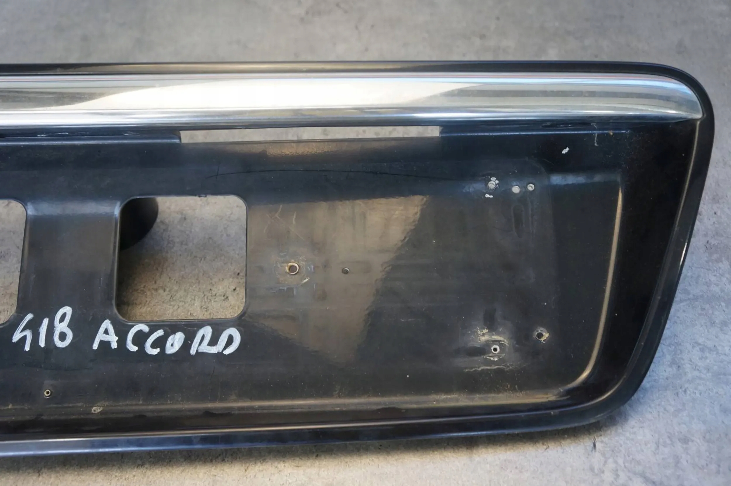 RAMKA CHROM TABLICY REJESTRACYJNEJ HONDA ACCORD VI 6 SEDAN 74891-S1A-E000 Typ samochodu Samochody osobowe