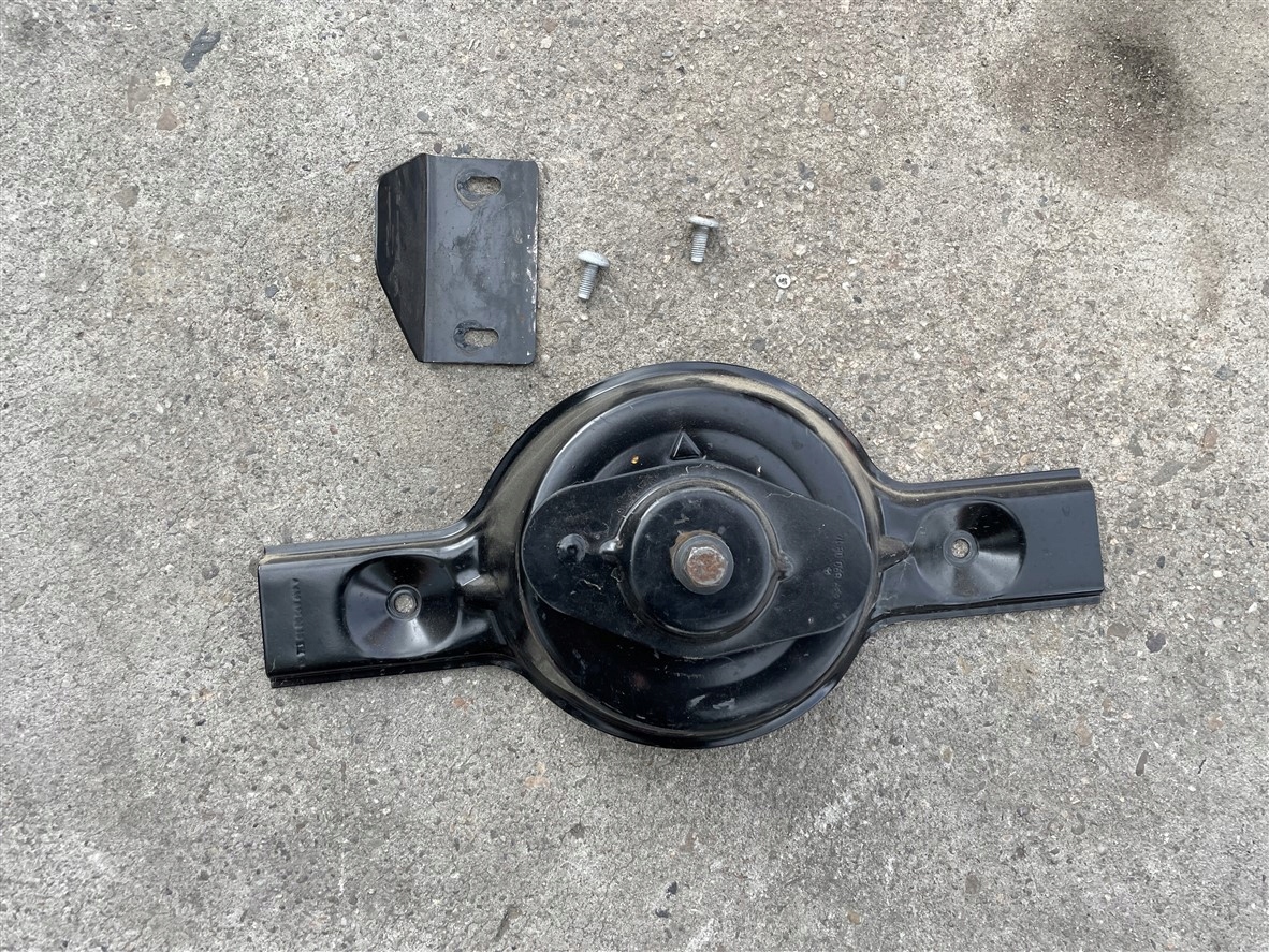 MOCOWANIE KOŁA ZAPASOWEGO MERCEDES VITO W447 W 447 14-