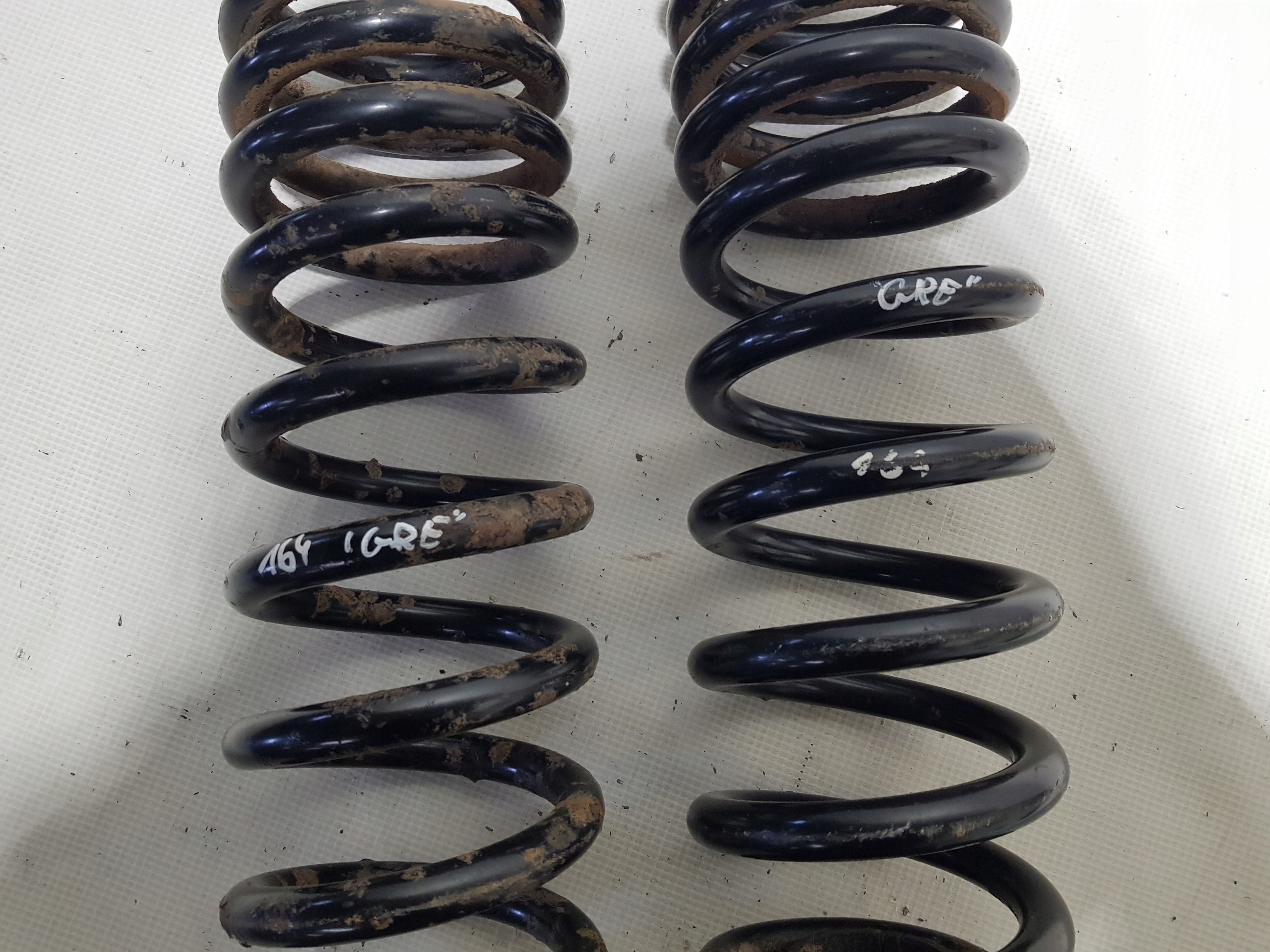 spring rear part left right MERCEDES ML W164 GL X164