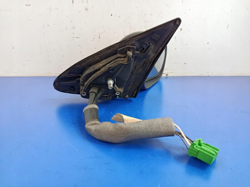 volvo S60 и зеркало правое 019-26 электрическое 8PIN