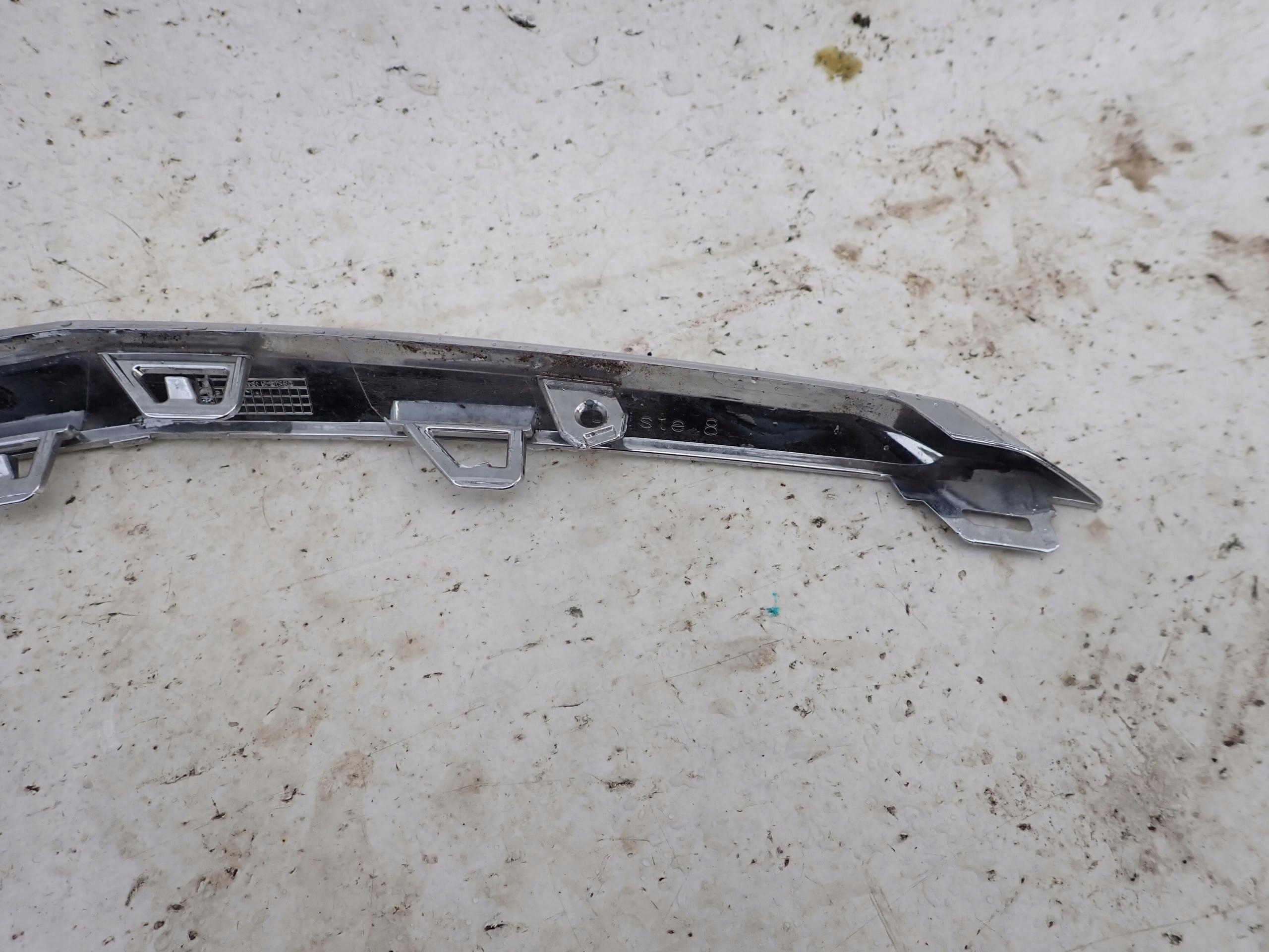 VW T6 LIFT 7LA 19- moulding CHROM GRILLA