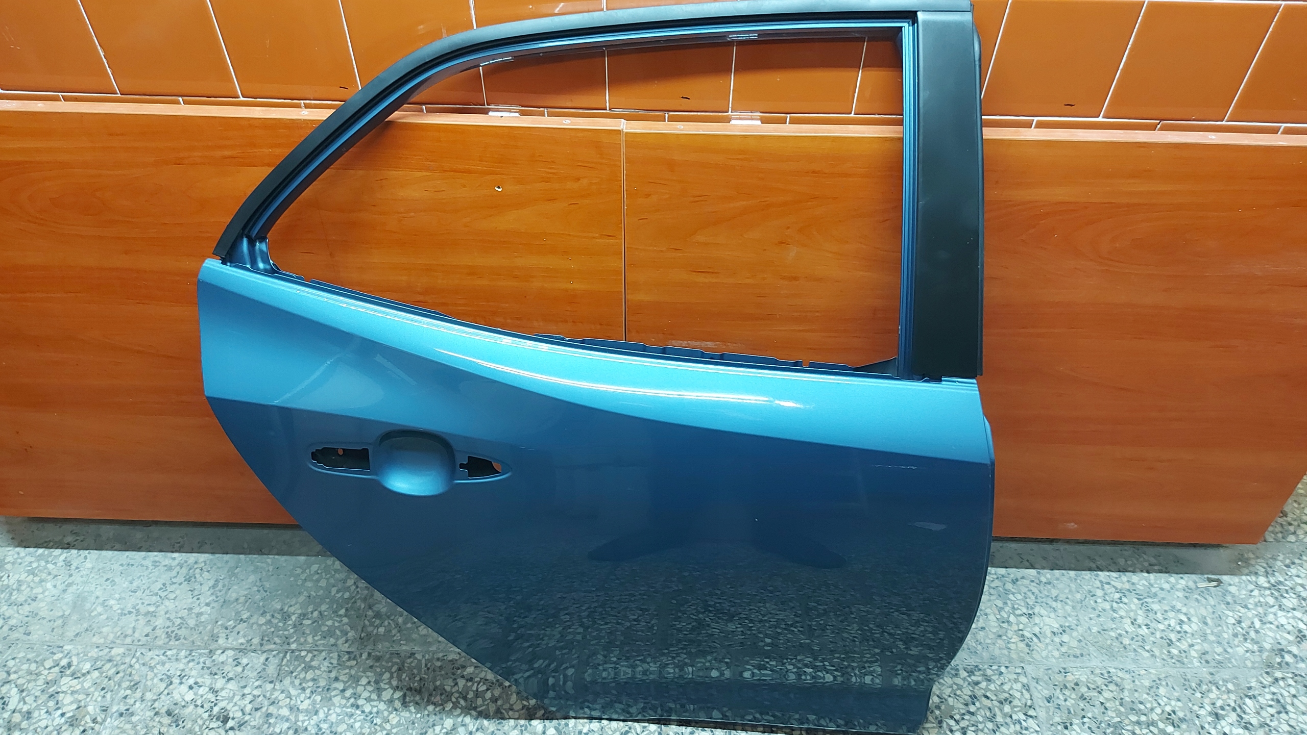 door right right rear part TOYOTA COROLLA E21 19- HB