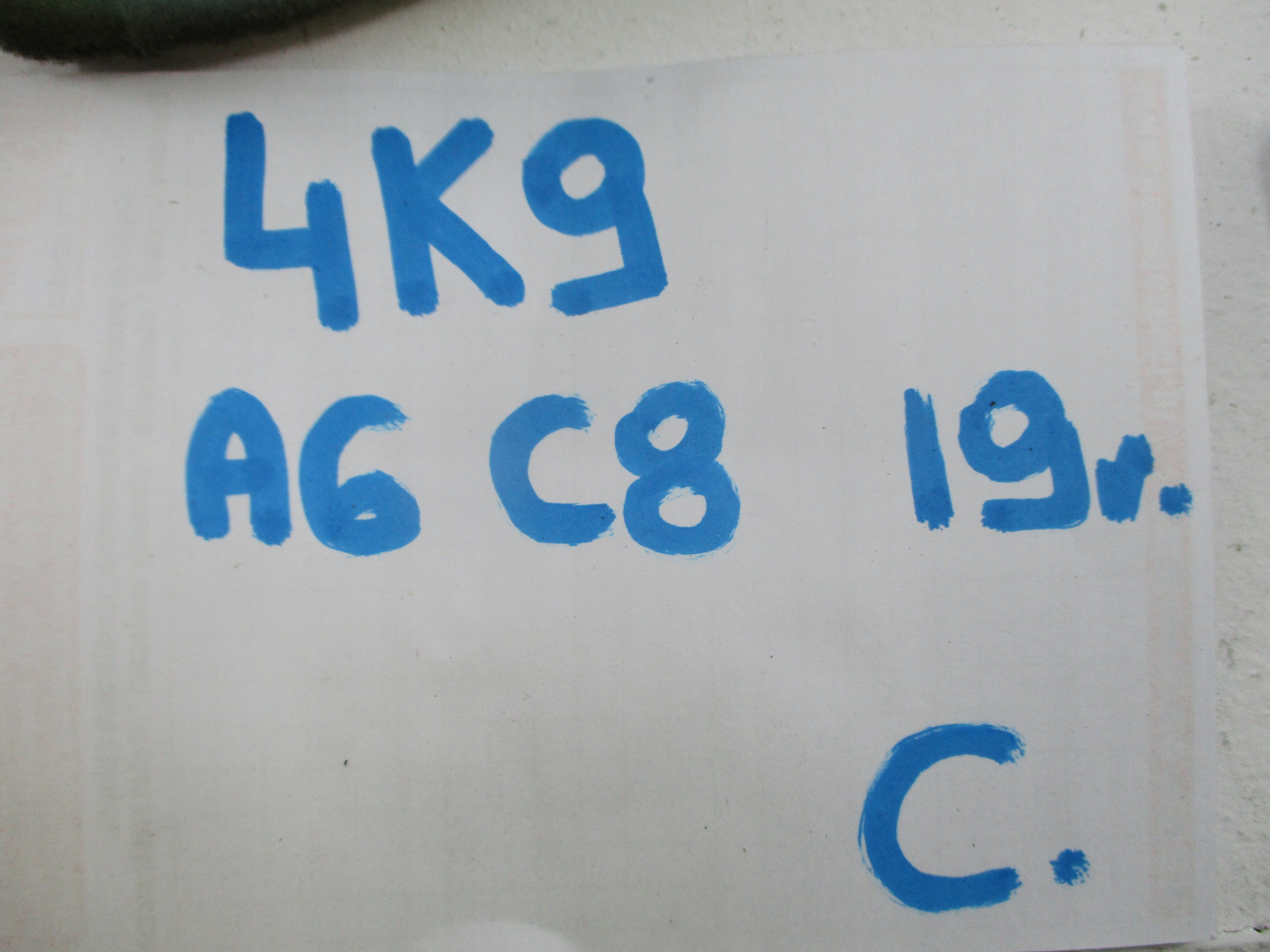 POIGNÉE DU TABLEAU DE BORD AUDI A6 4K0 4K1857735