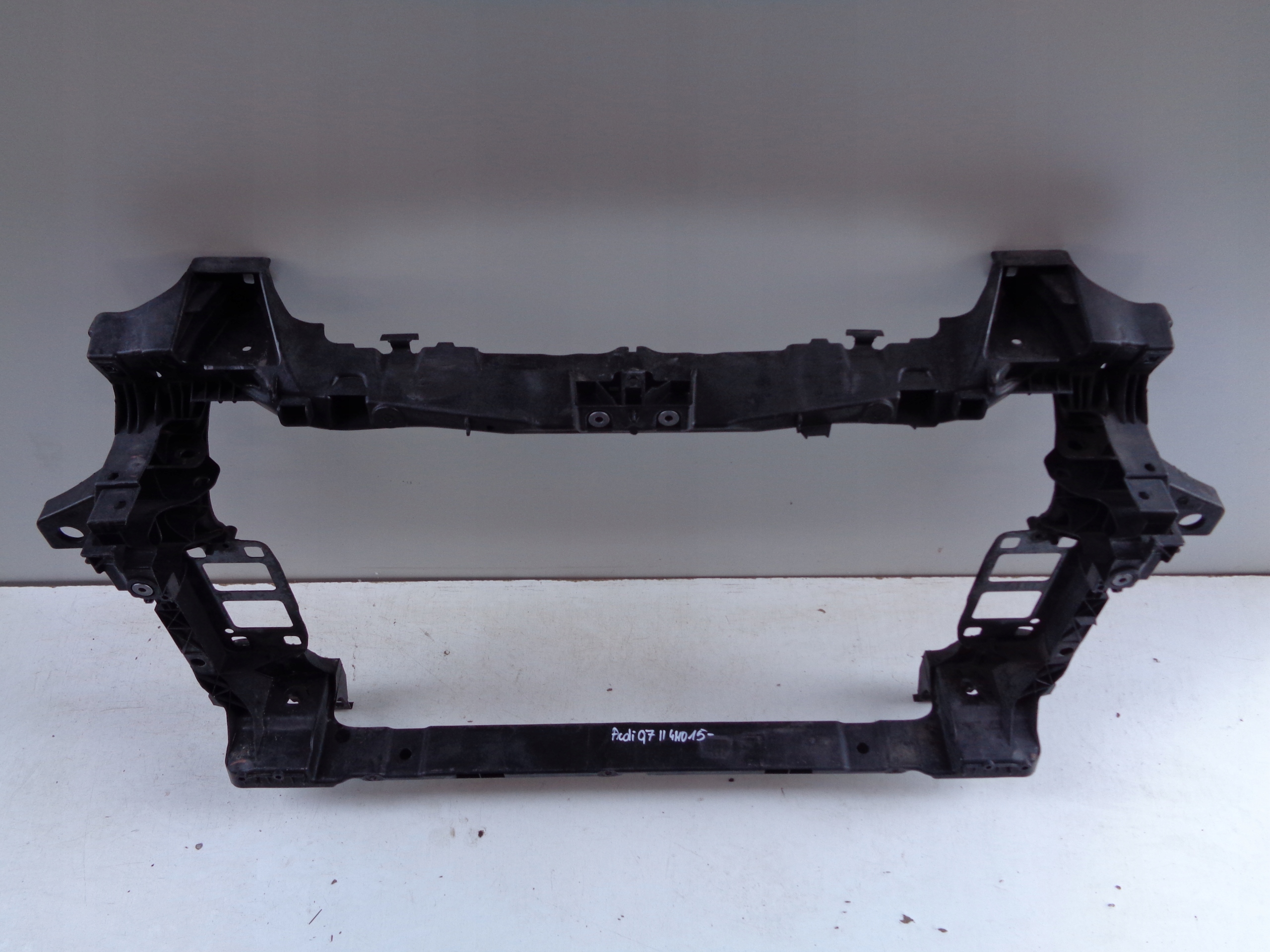 bar, wall front AUDI Q7 II 4M 4M0 15