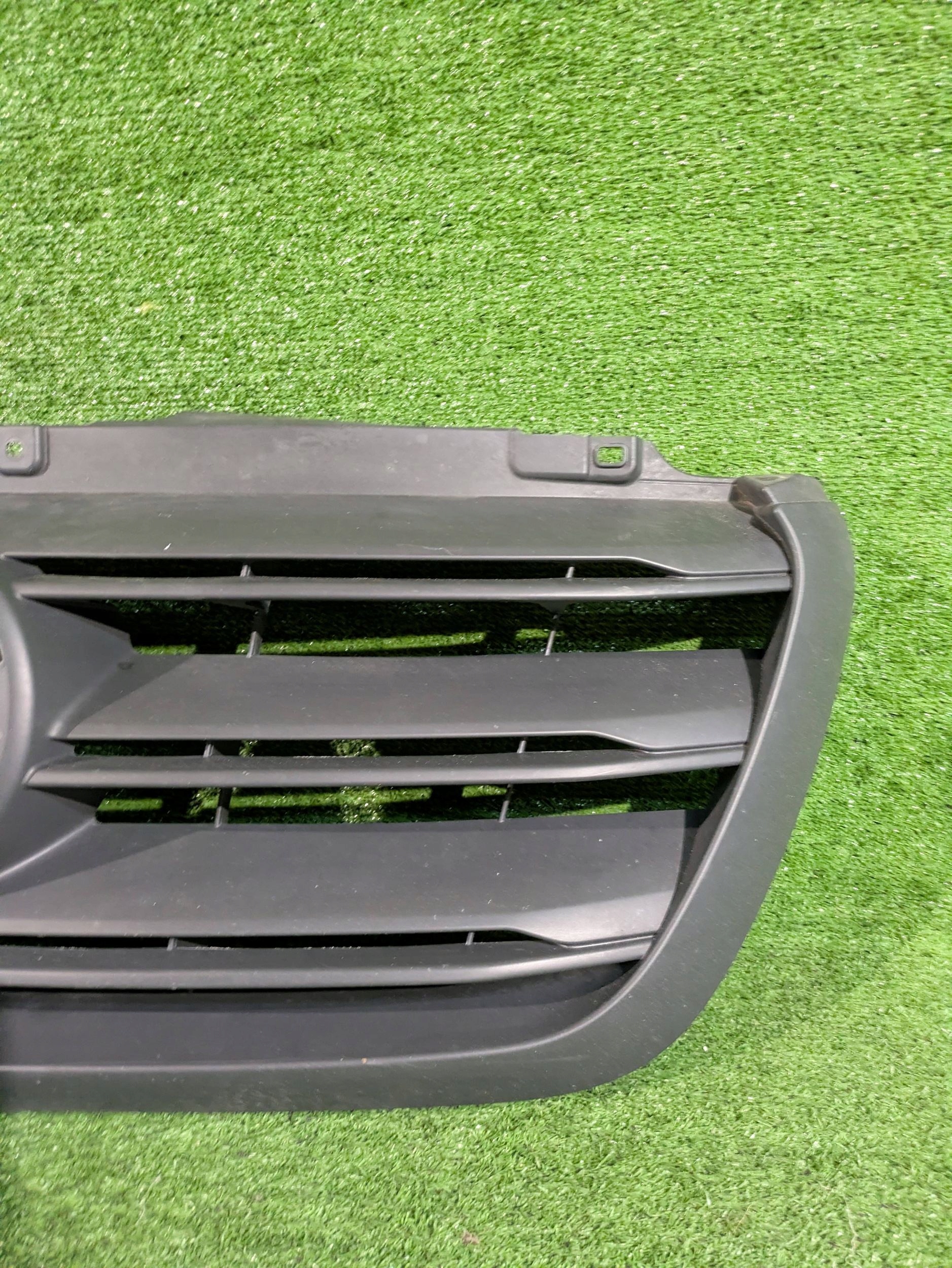 grill grille radiator MERCEDES W910 19- NR.32