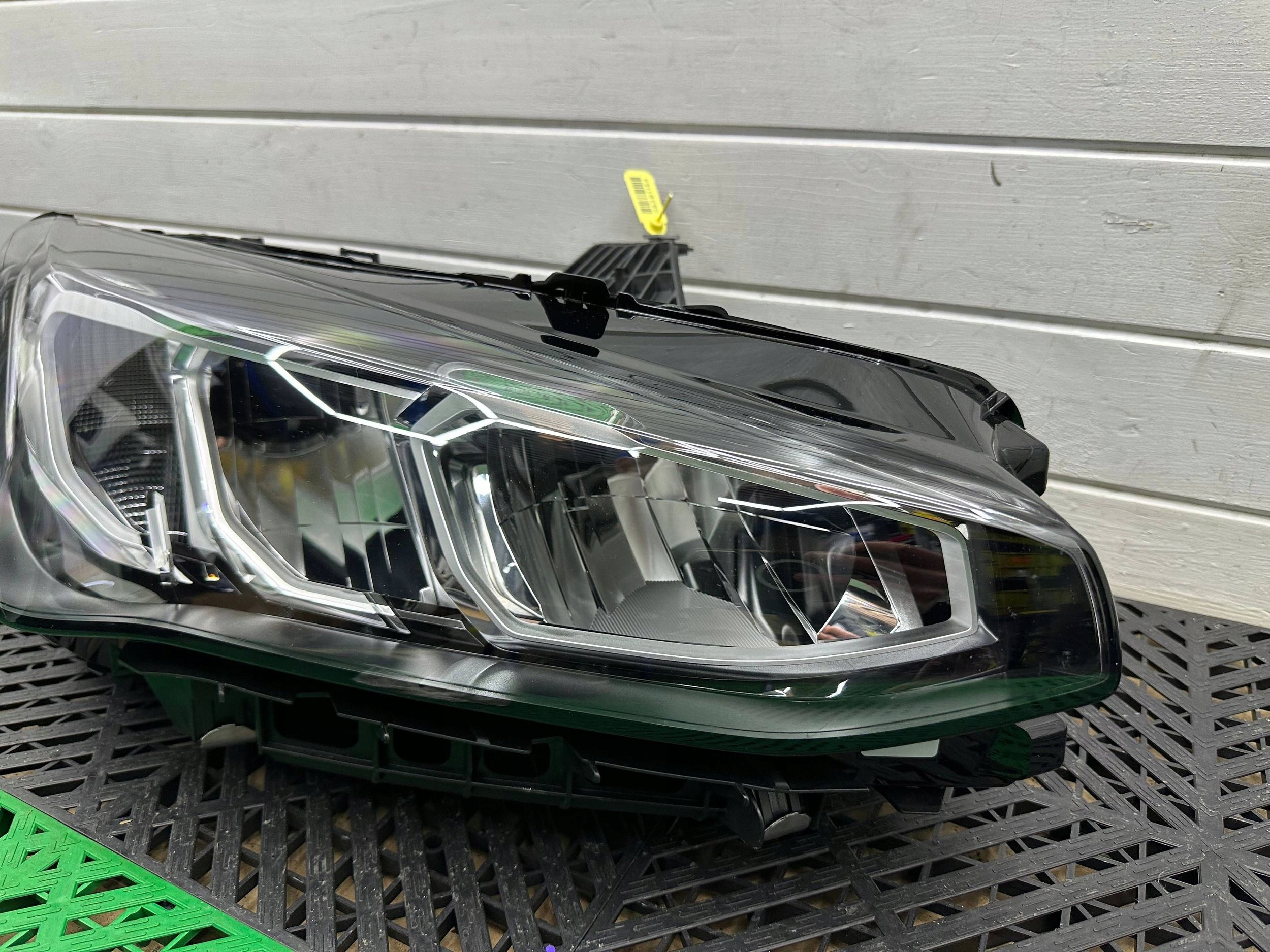 Reflektor posteriore Bocchetta Destro BMW 2 Active Tourer U06 5A42246