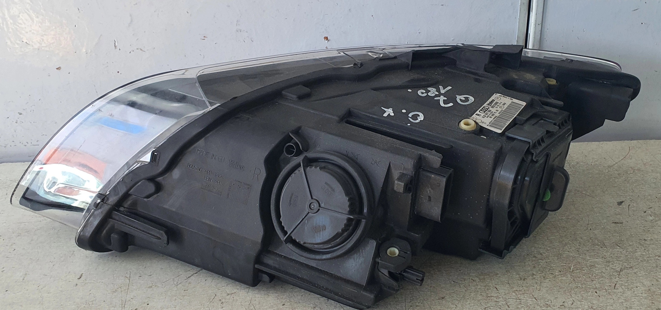 AUDI Q7 4L 2005-2015 REFLEKTOR light right right ZWYKLY original 4L0941004