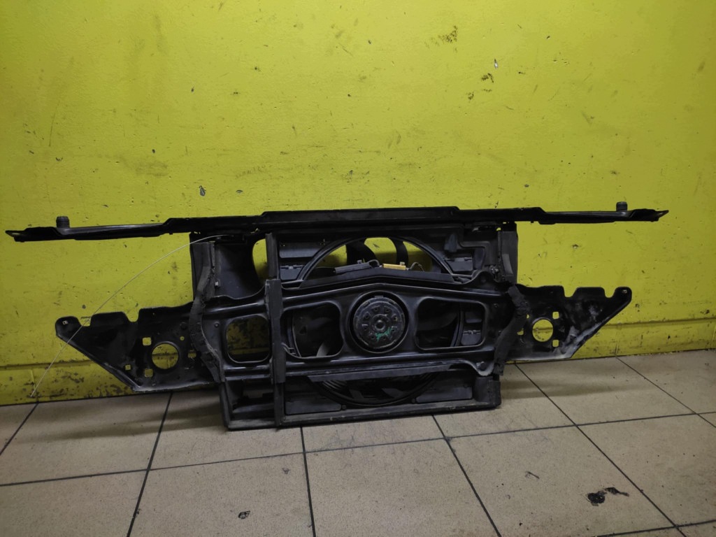 BMW E39 Schlossträger