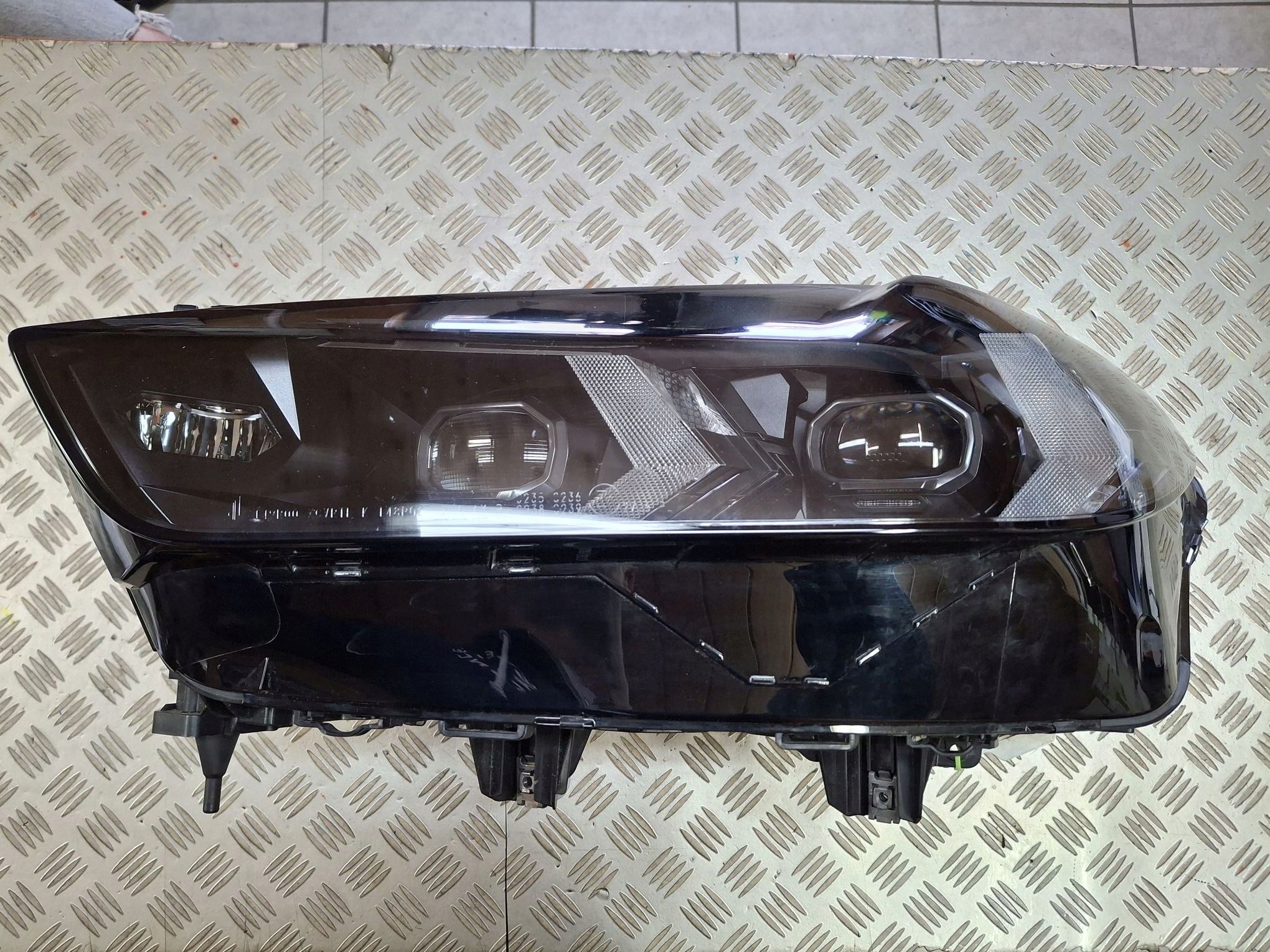 light left front FULL LED BLACK BMW X5 G05 LIFT 2023R-> 5A8E115-01