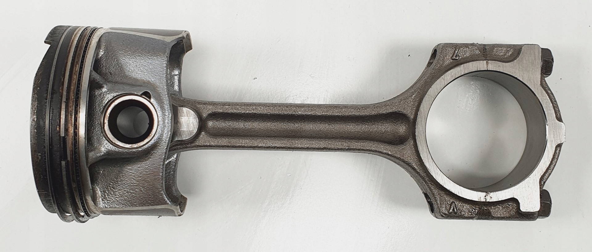 7289 - ПОРШЕНЬ + ШАТУН DACIA SANDERO II 0.9 TCE H4BB408