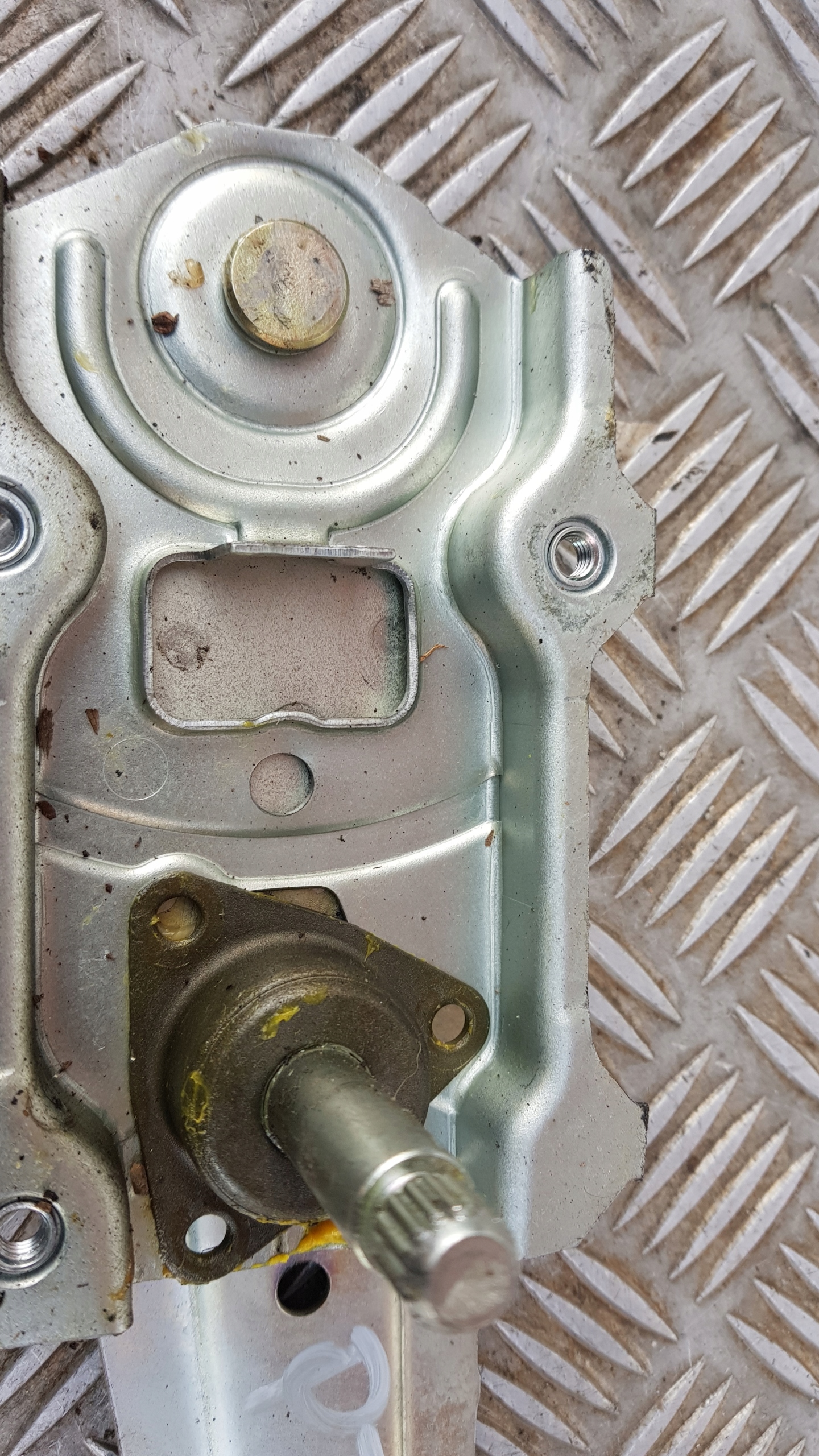TOYOTA YARIS II window regulator right rear part