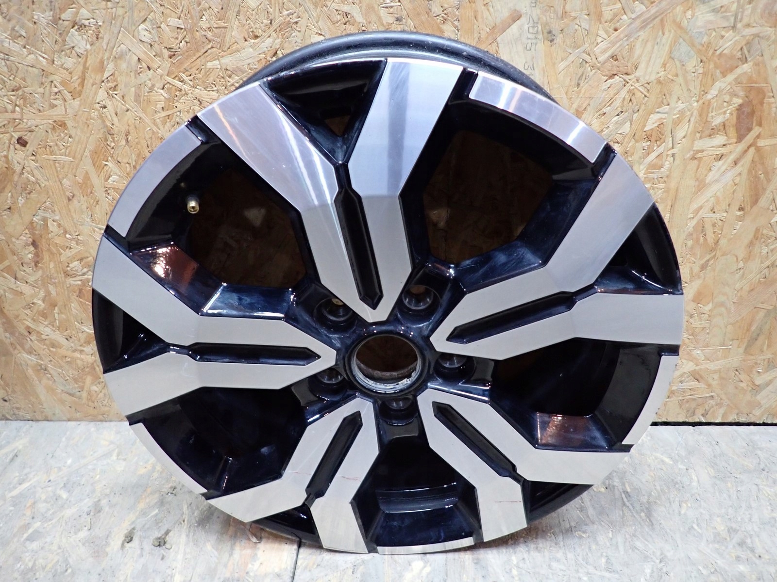 disk hliníkový DACIA DUSTER 2 II HM 17 ET-50 403005180R