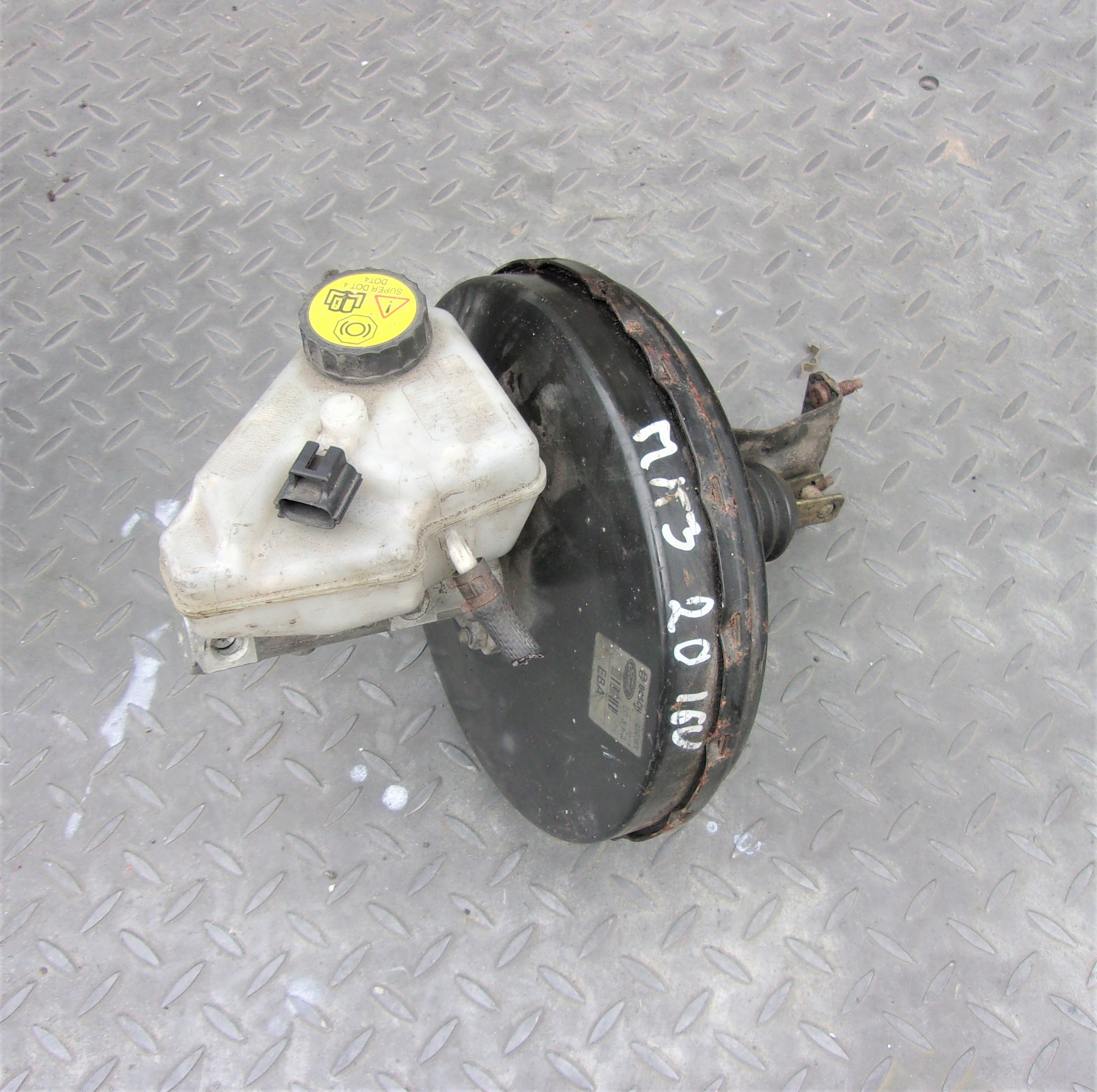 SERWO POMPA HAMULCOWA FORD MONDEO MK3 2S712B195DB