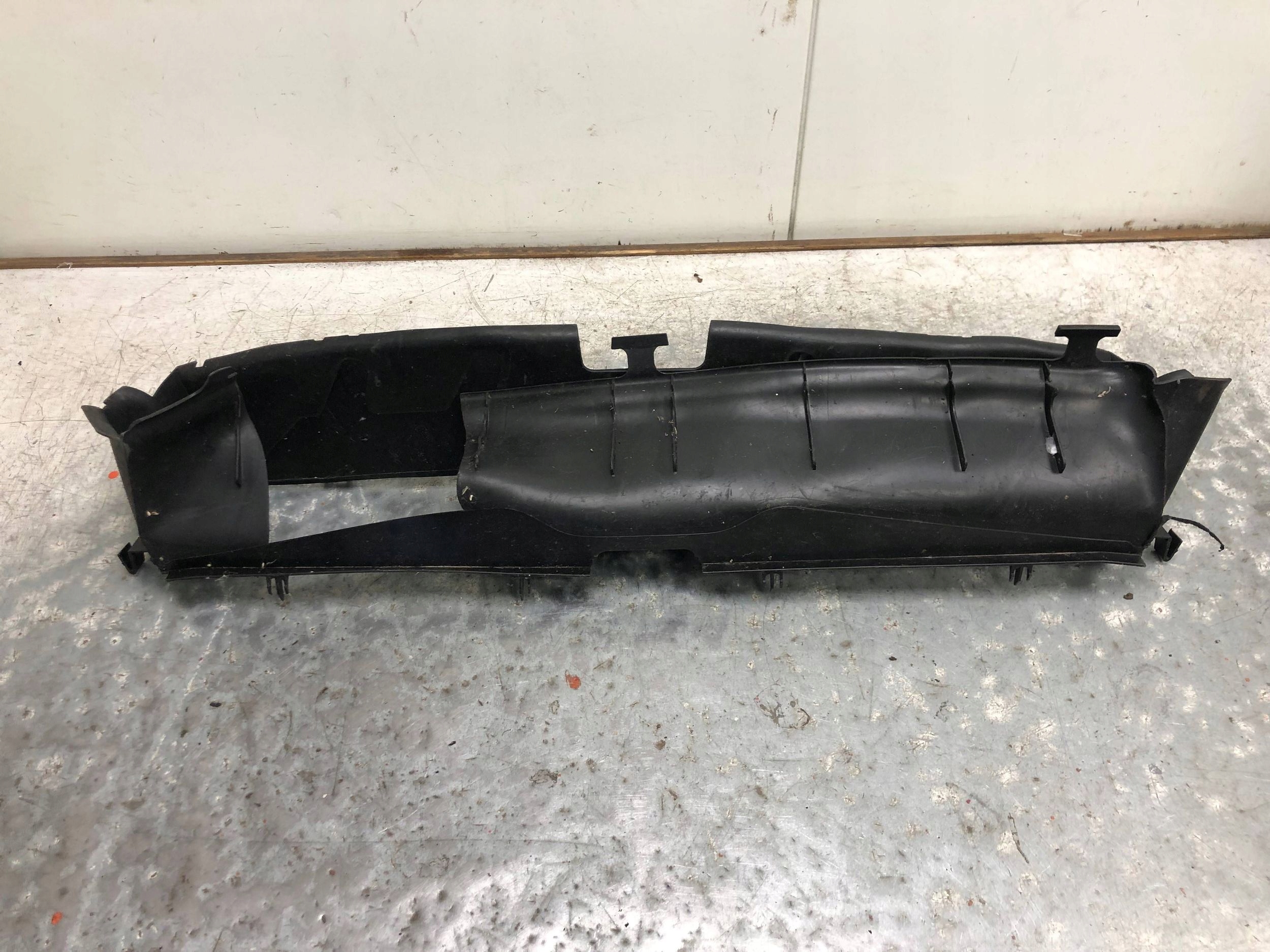 přívod volant vzduchový FORD FOCUS MK4 JX7B-8312-A
