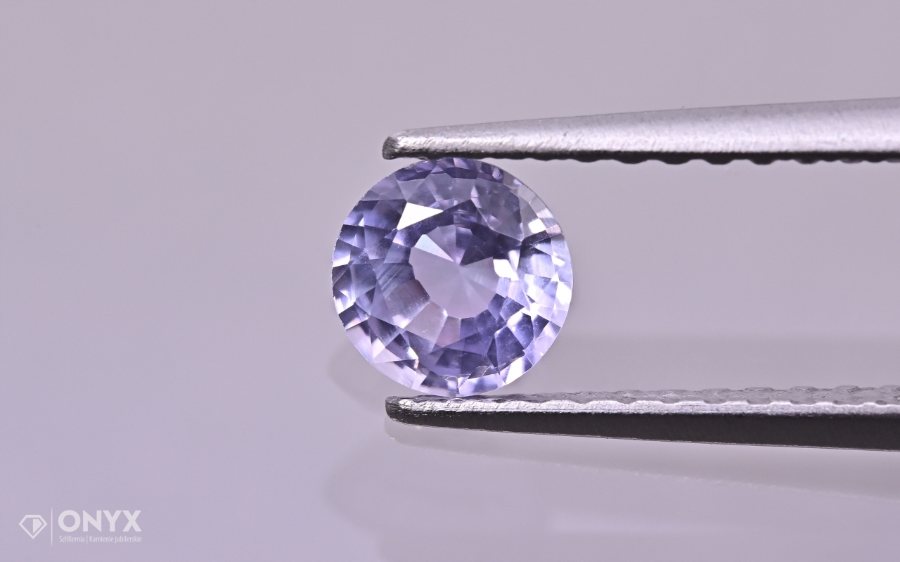 Fazetovaný safír kulatý fi 4,5 mm