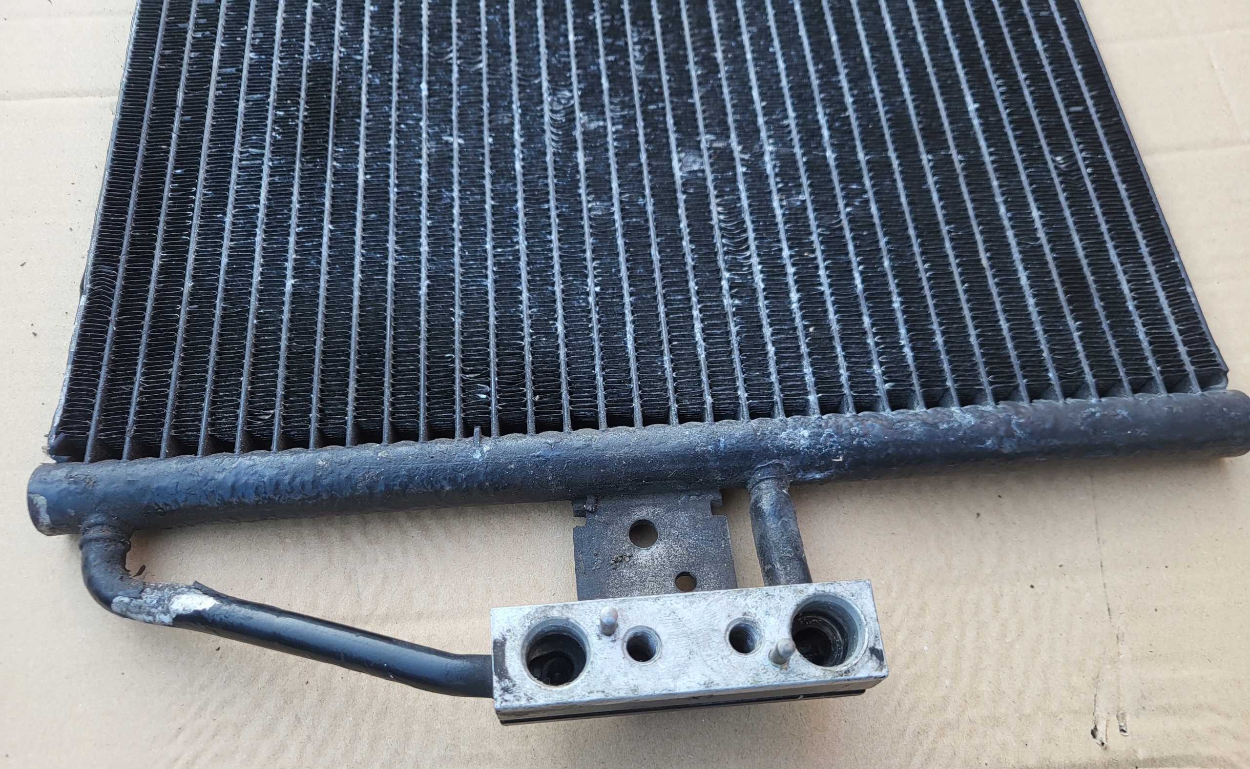 capacitor, air conditioning radiator BMW 5 E39 7 E38 DIESEL 6453 - 8375513 OE