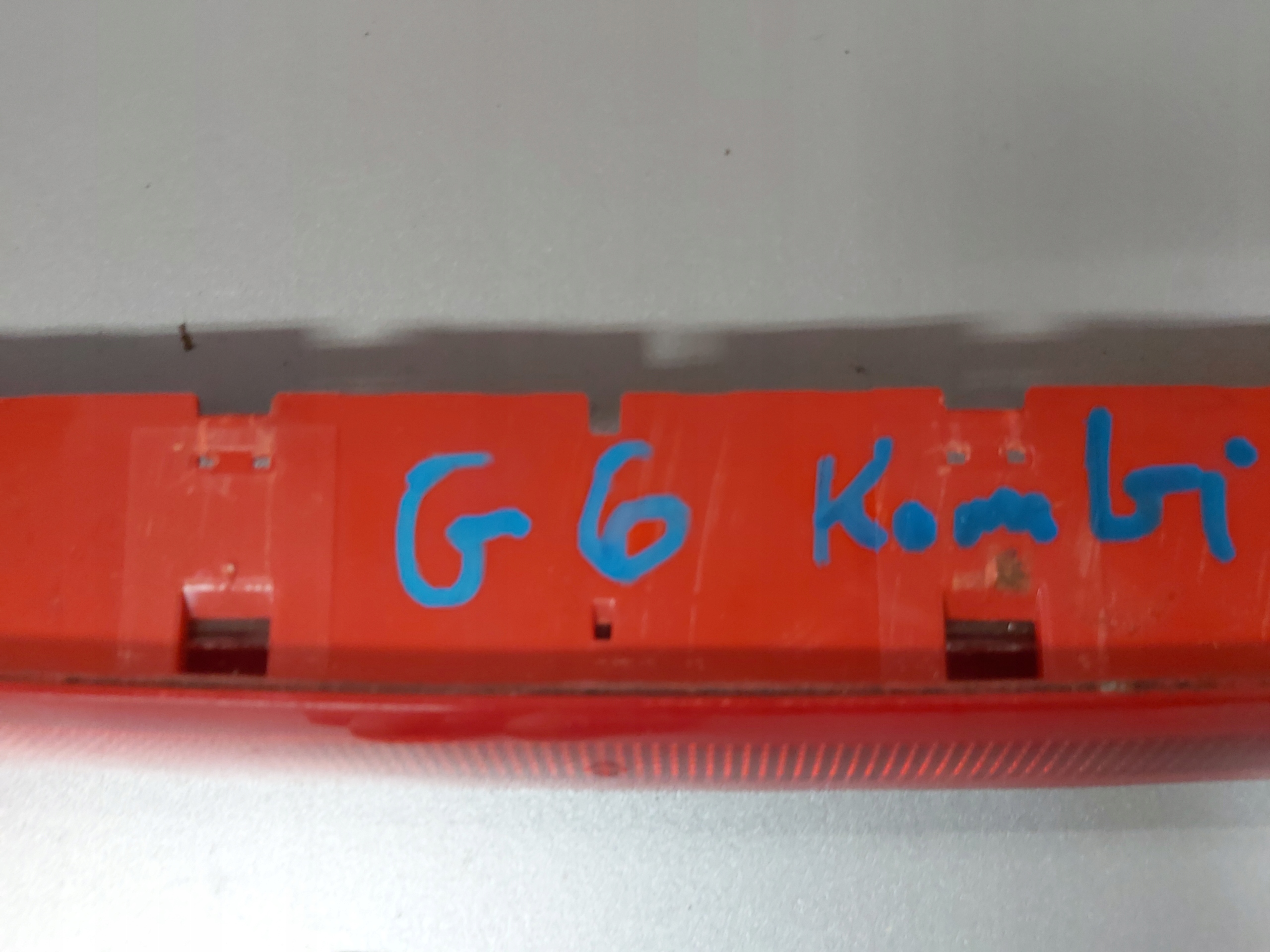 TRZECIE light STOP 1K6 945 097A GOLF 6 KOMBI