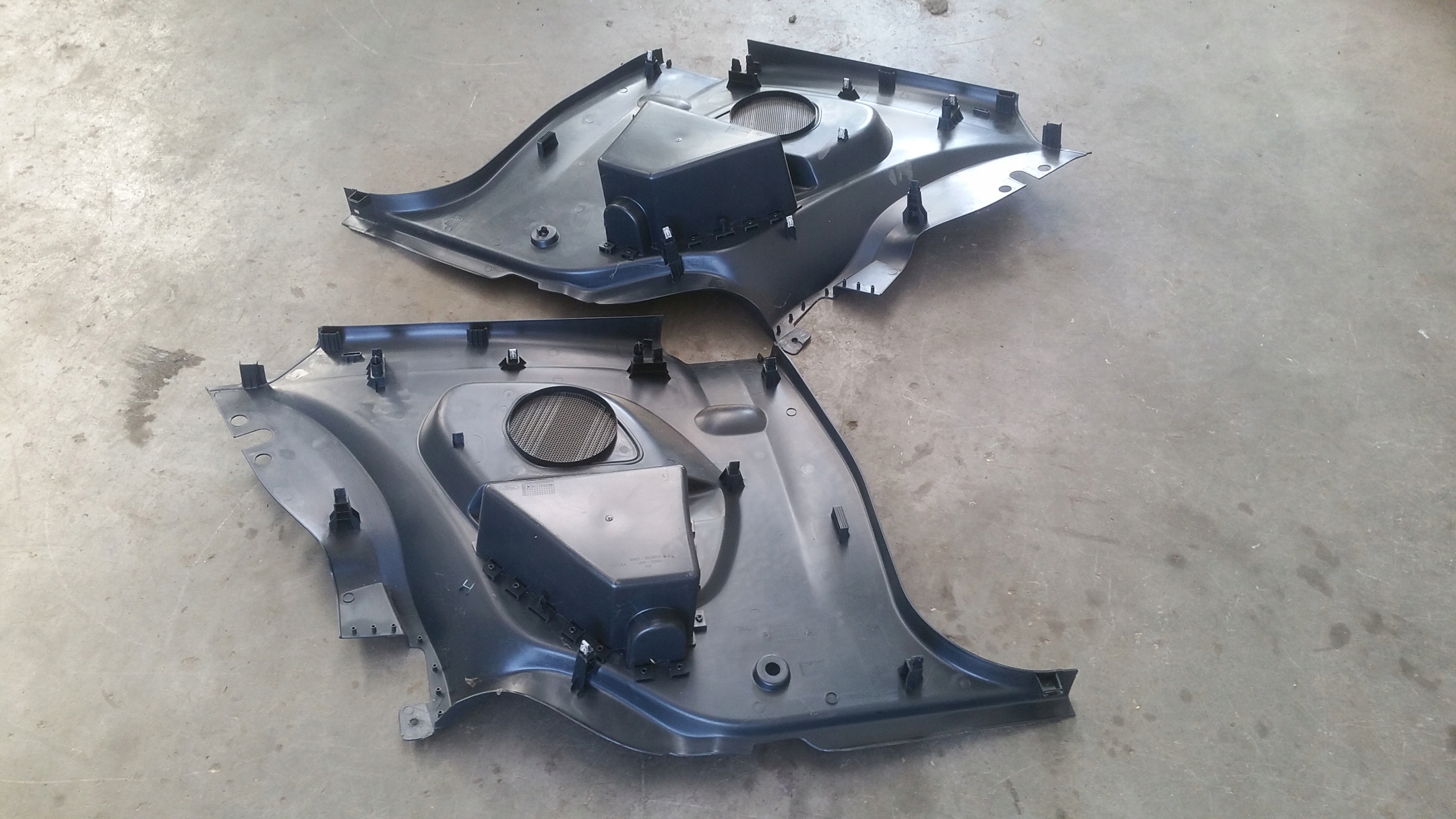 side 3d kpl Ford Fiesta MK7