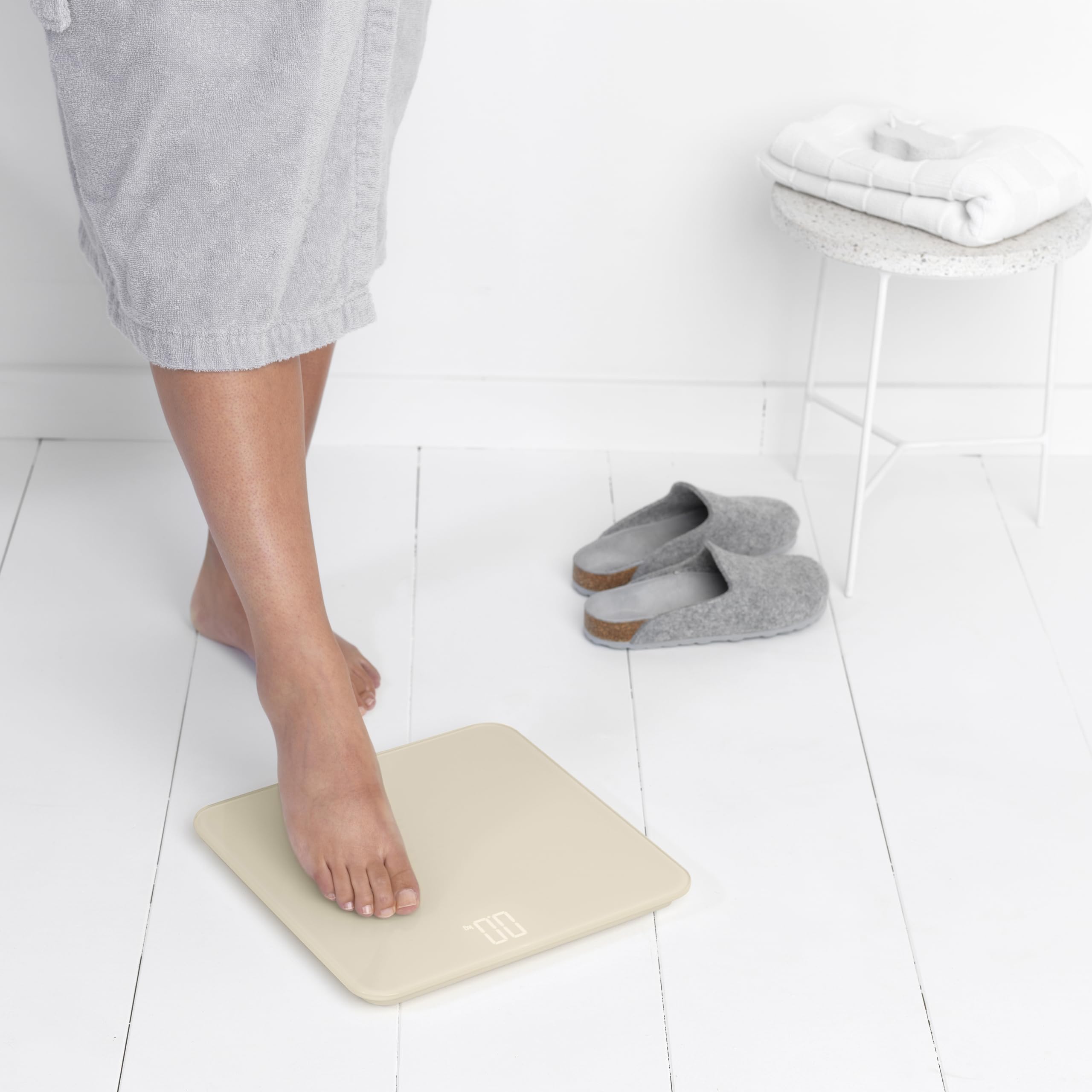 BRABANTIA Cyfrowa Waga Łazienkowa Szklana Do 180kg Beżowa 30x30cm — miniatura 5