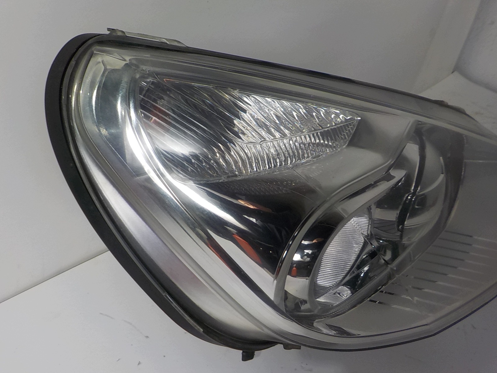 FORD S-MAX and MK1 XENON light right front front UK 6M21-13D154-BL