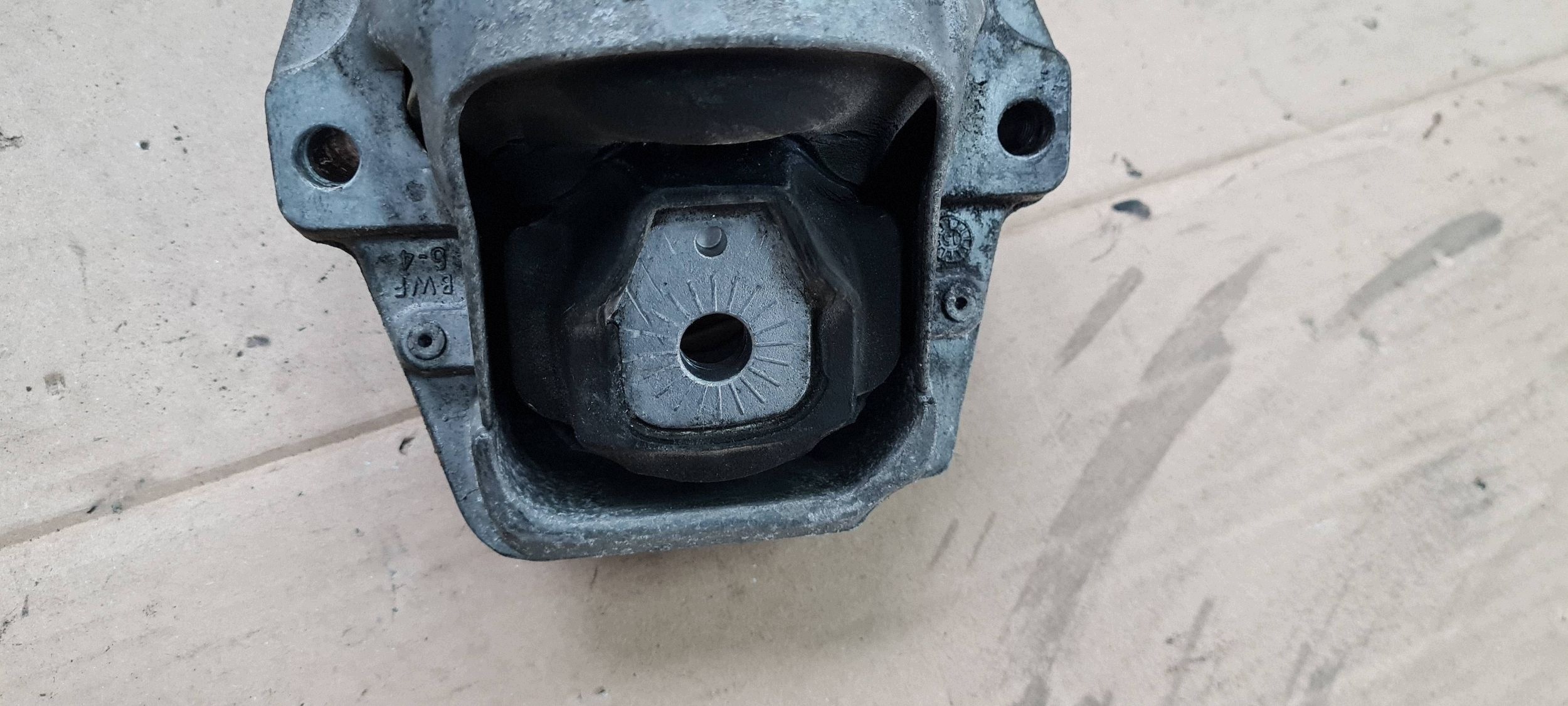 A6 C7 4G LIFT engine mount right 2.0 TDI 8R0199381B A4 B8 A5 Q5