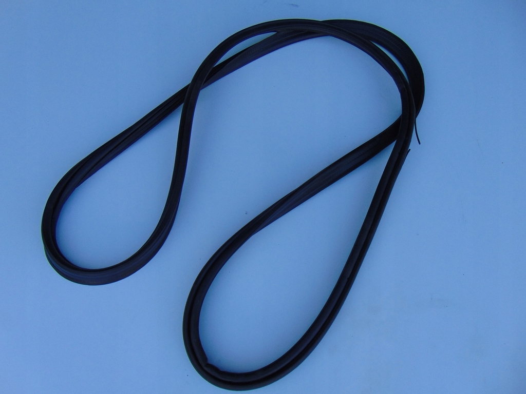 5176-7003105 - Прокладка крышки багажника BMW X6 F16 новый ориг