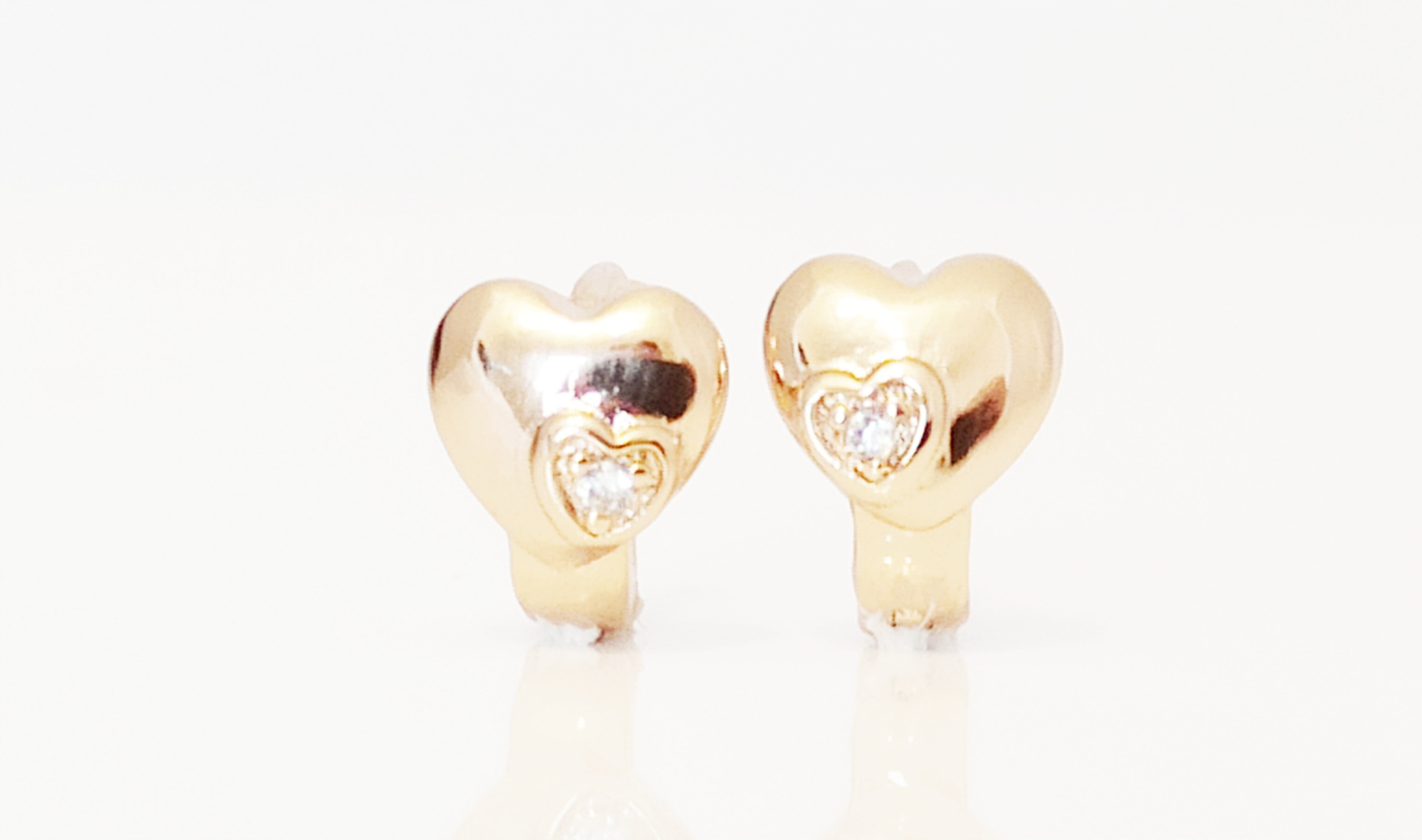 

534 Kolczyki stal chirurgiczna złote dziecięce