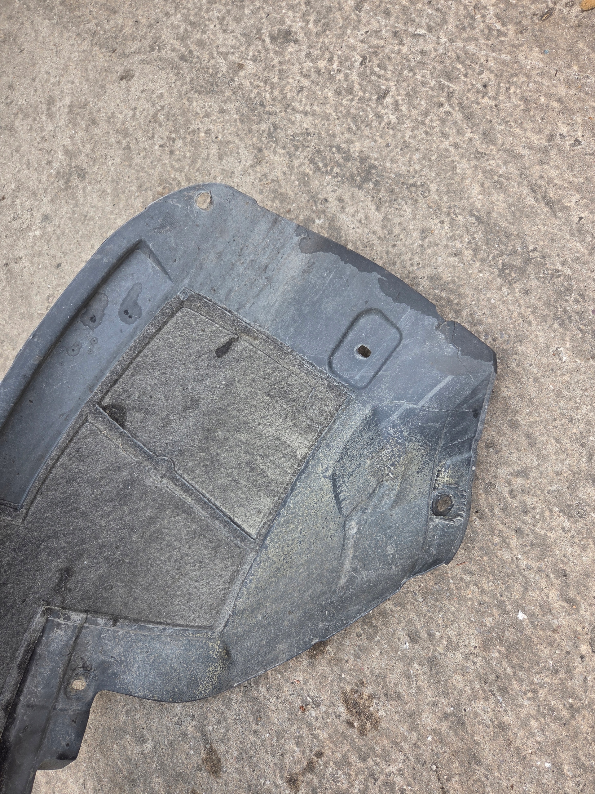 mudguard left front left front Opel Meriva B 1326768 13267678