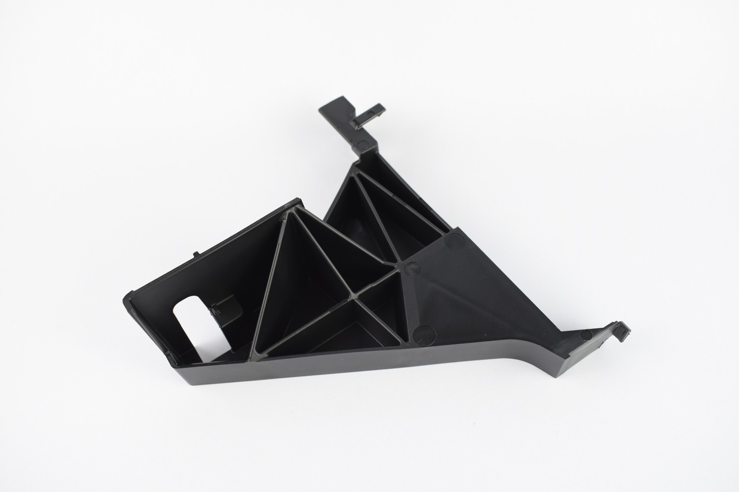 Držák Světlometu Levý Ecosport 2017- 2083705 GN15-8227-AB