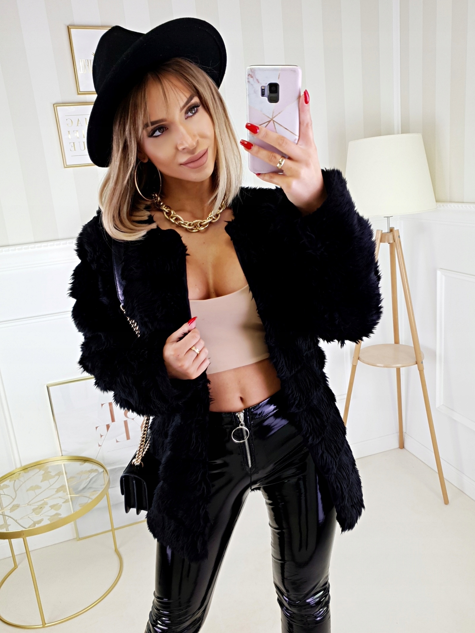 Ekskluzywna MIĘCIUTKA Futrzana KURTKA Ciepła FUTRO Marka inna