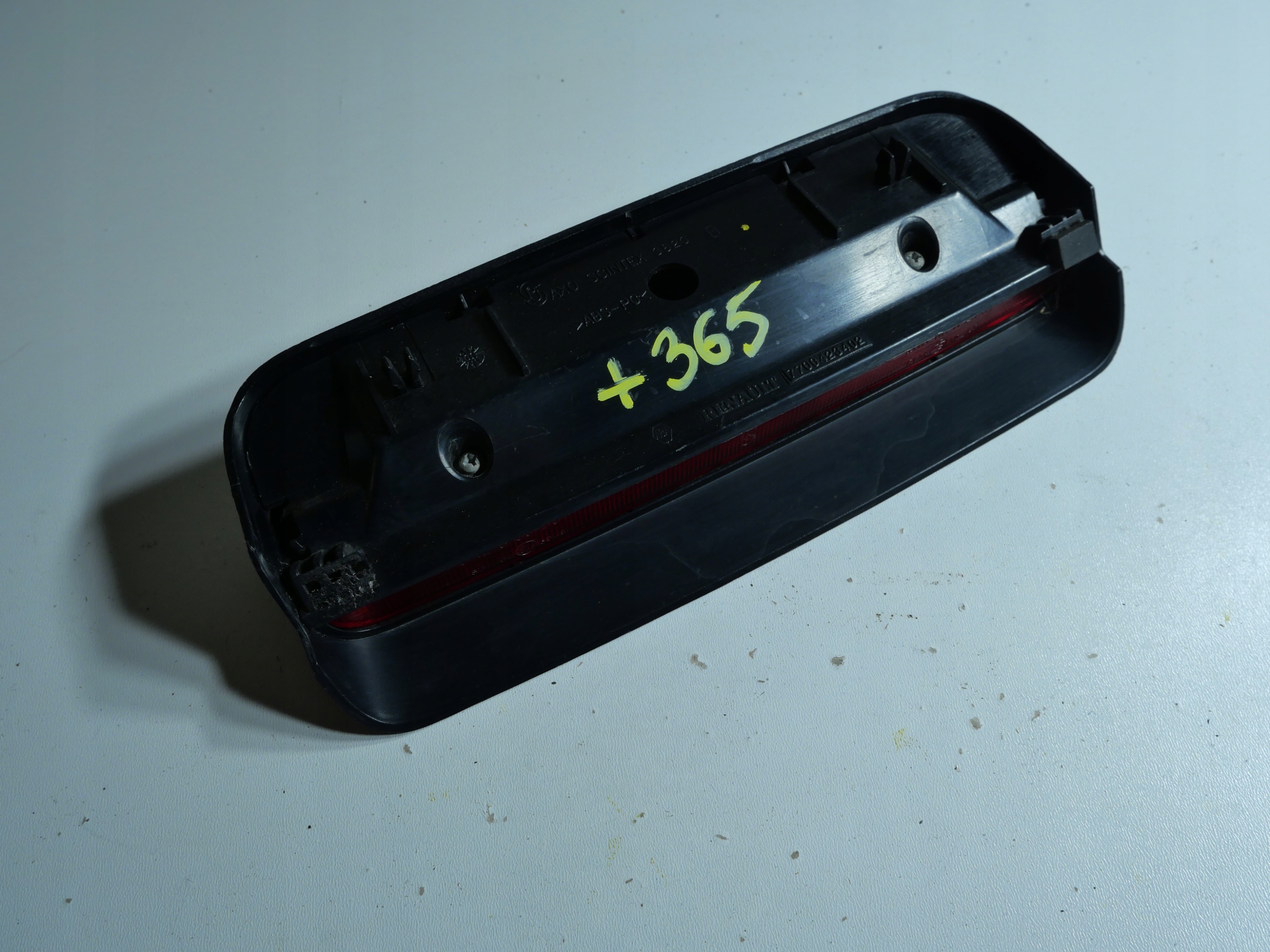 TRZECIE Leuchte STOP RENAULT MEGANE 7700423402
