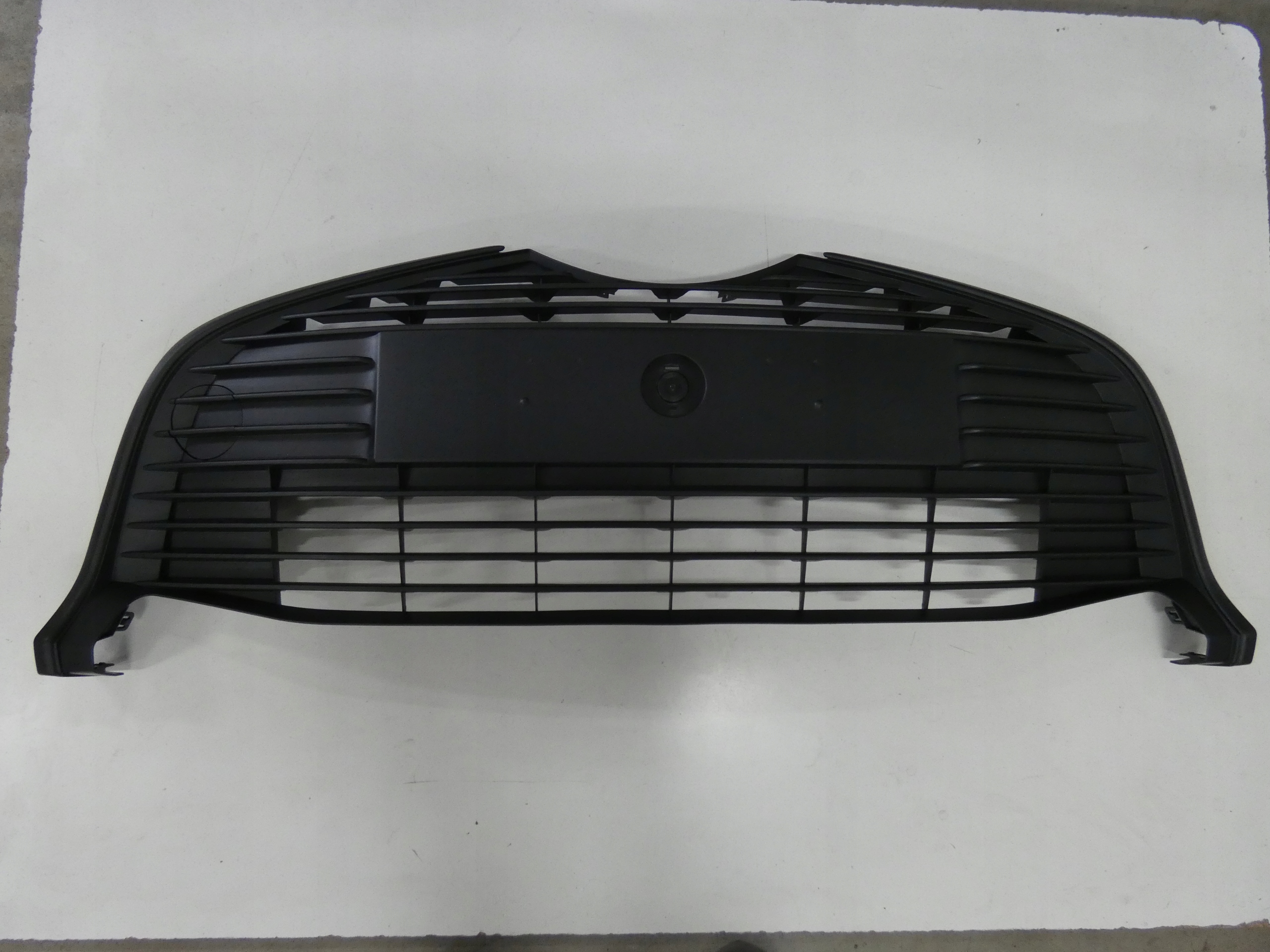 Toyota Yaris I P1 Kühlergrill FRONTGRILL Kühlergitter - Image 1
